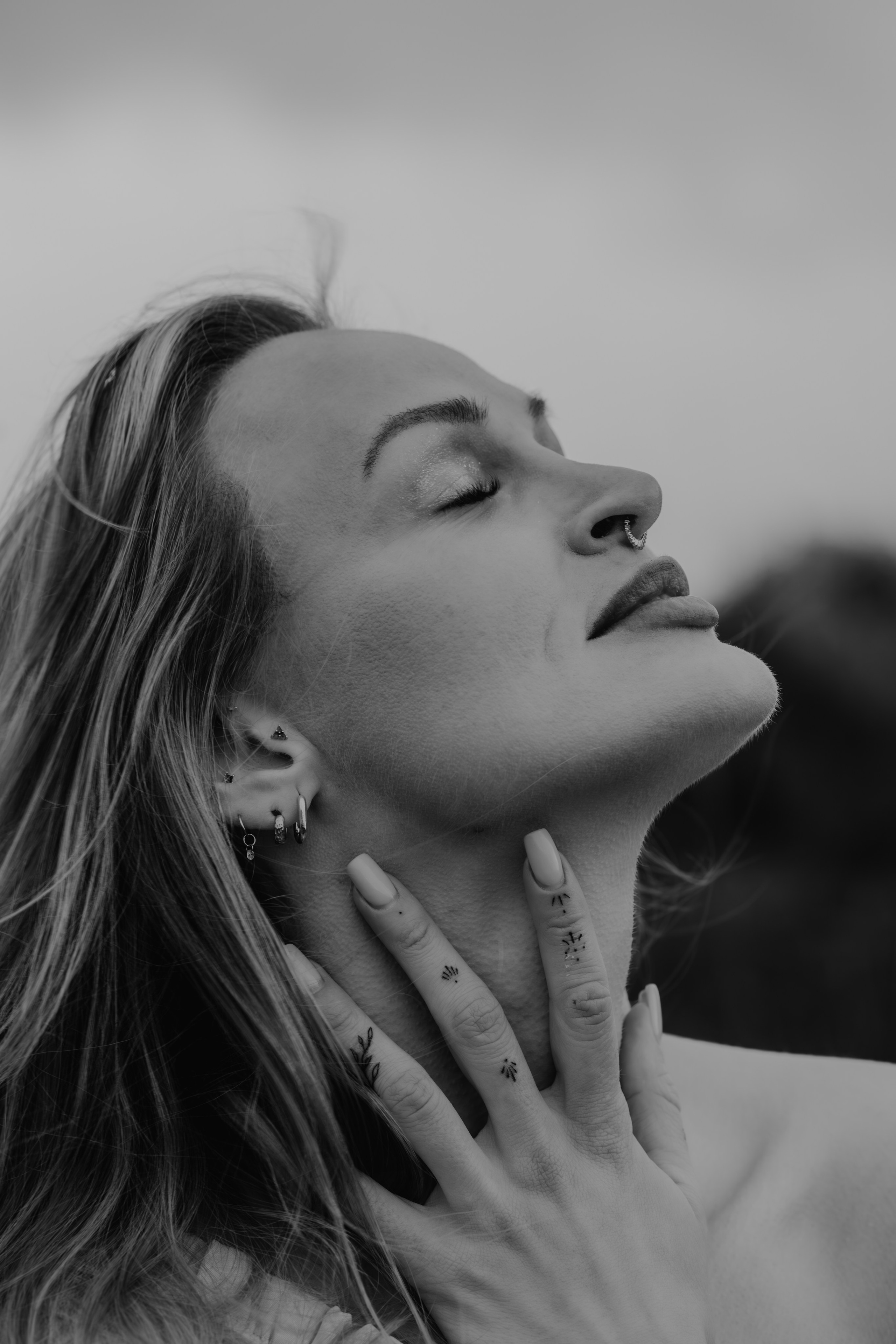 Feminine beauty meets Icelandic wilderness in a stunning outdoor portrait session.