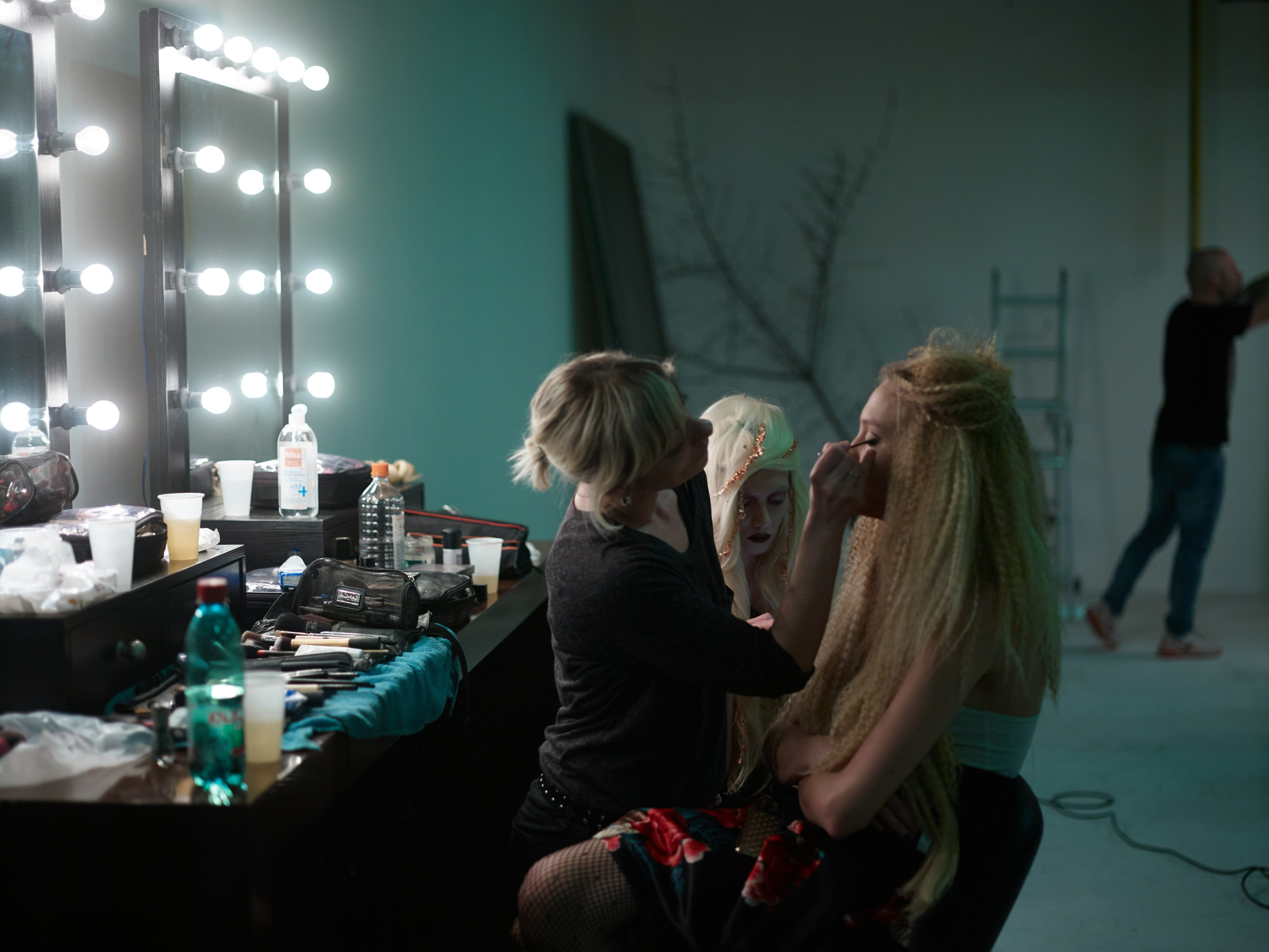 Studio Photogenic. Commercial and studio photographer in Belgrade