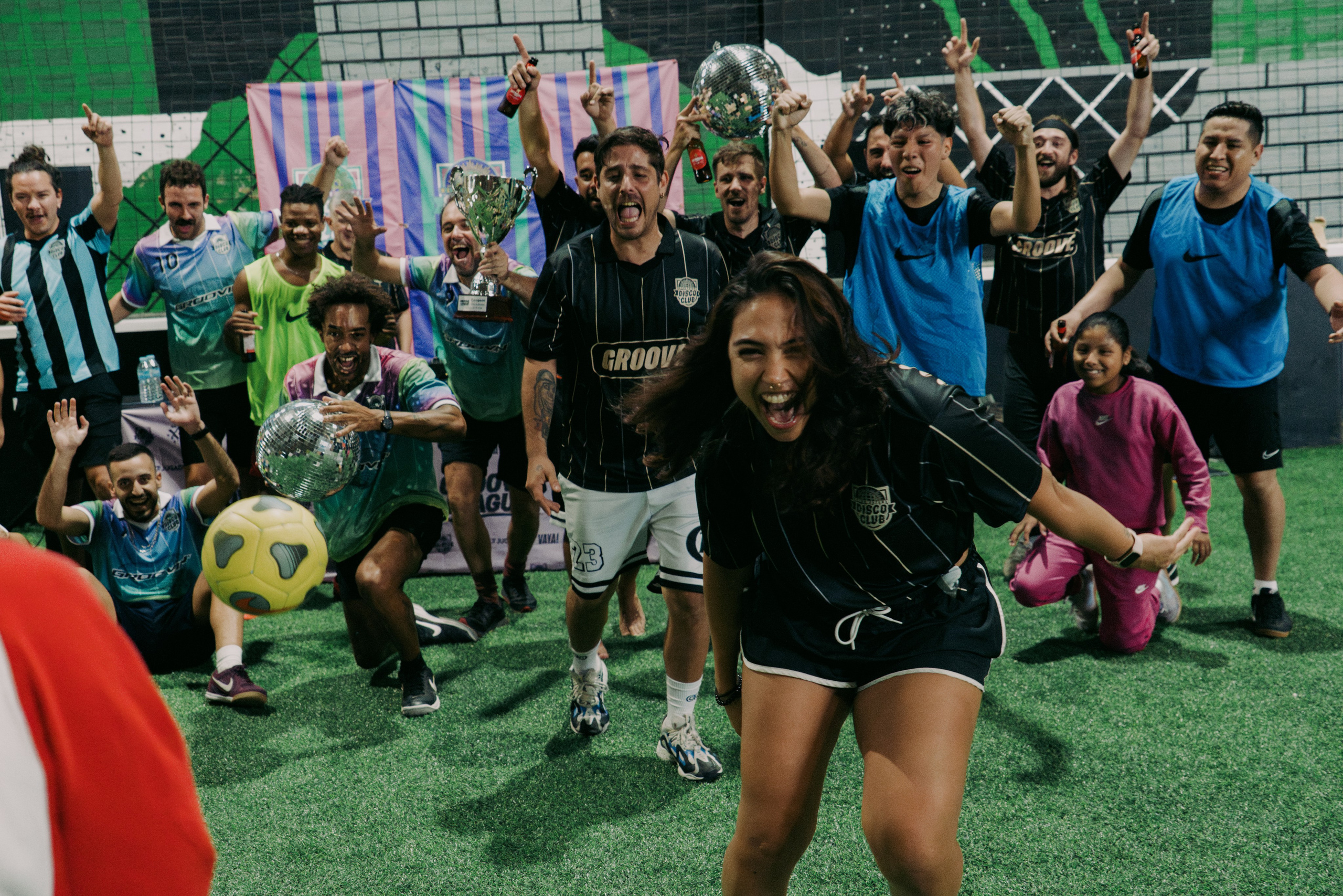 Disco Club | Lifestyle deportiva. Creador de contenido visual en Barcelona | Dima Kit