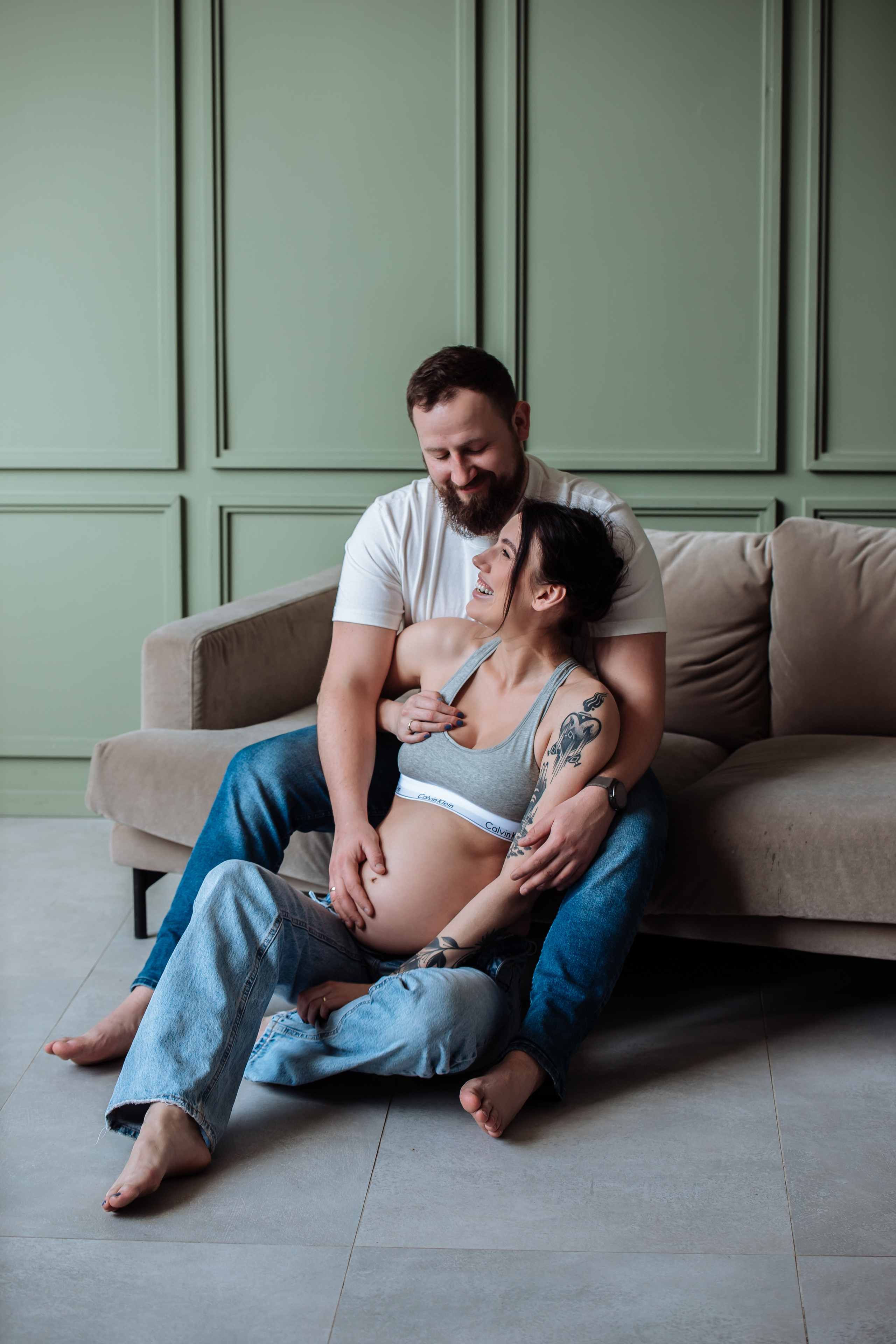 Kristinos laukimas. Wedding, christening and family photographers in Vilnius, Lithuania