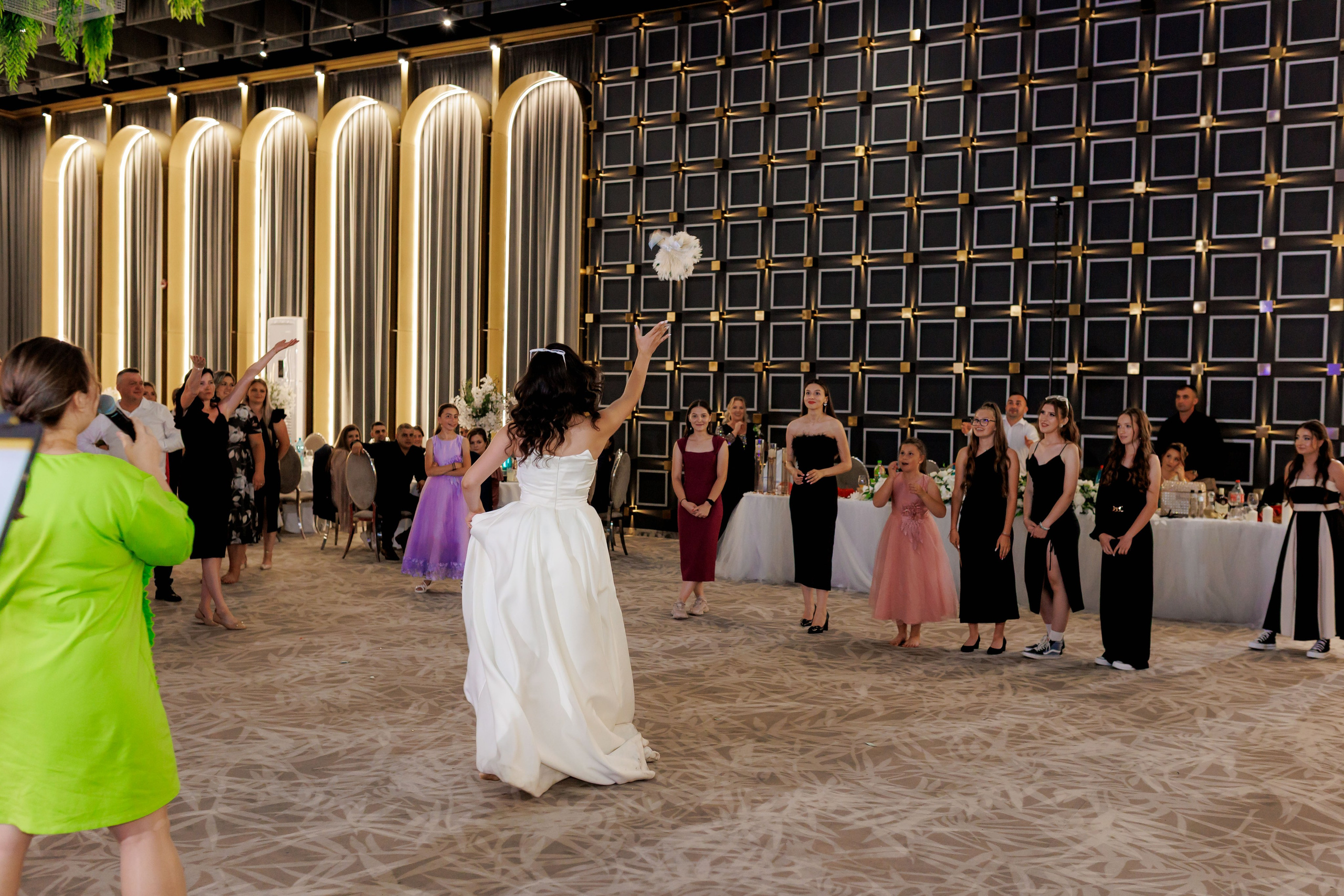 Nunta Nicoleta & Răzvan | Fotografie & Videografie Profesională. Servicii foto-video profesionale, pentru momente de neuitat