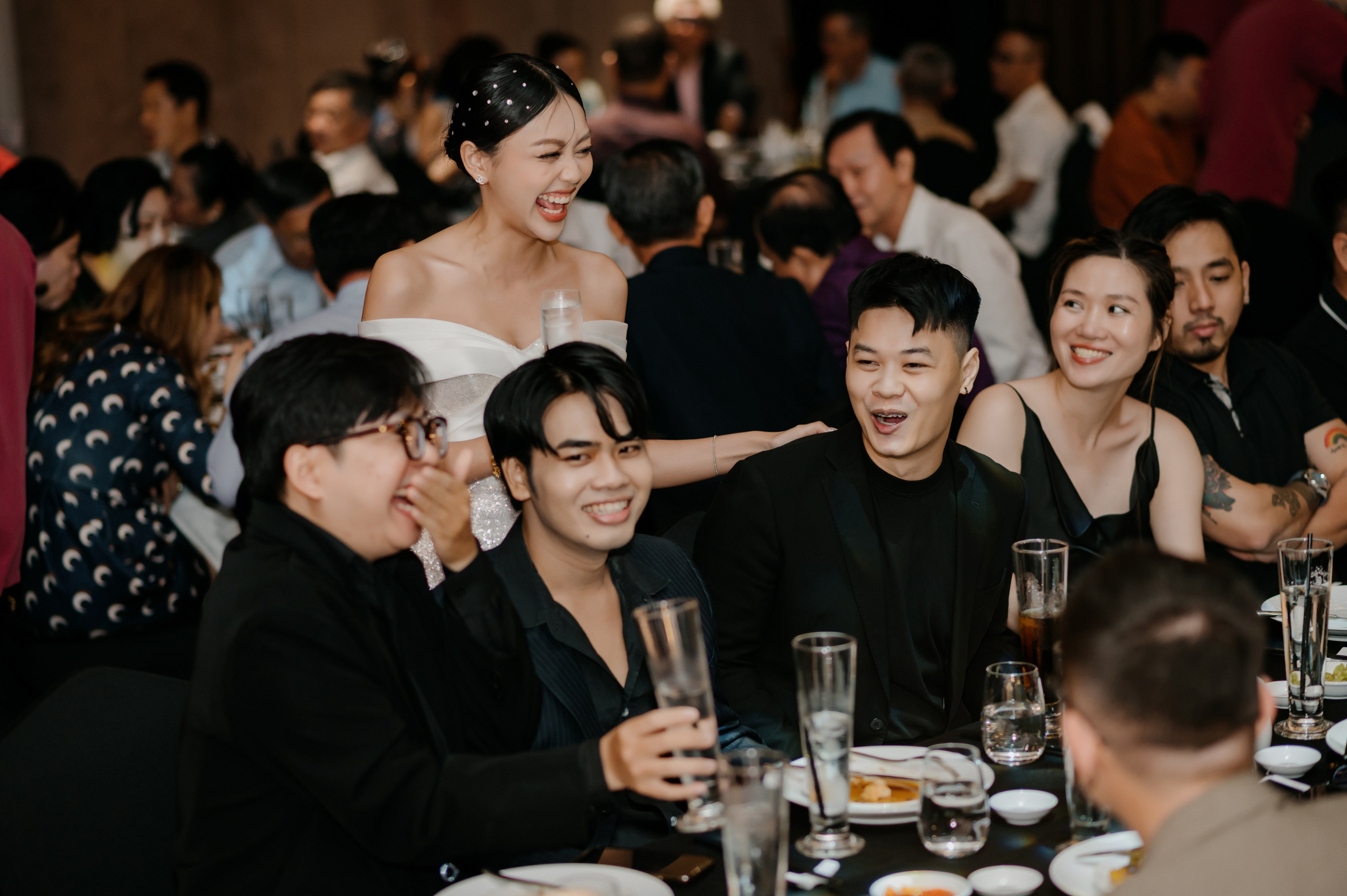 KHANG & QUYEN / Lavela Hotel. Saigon Wedding Present | Art Beyond Moments