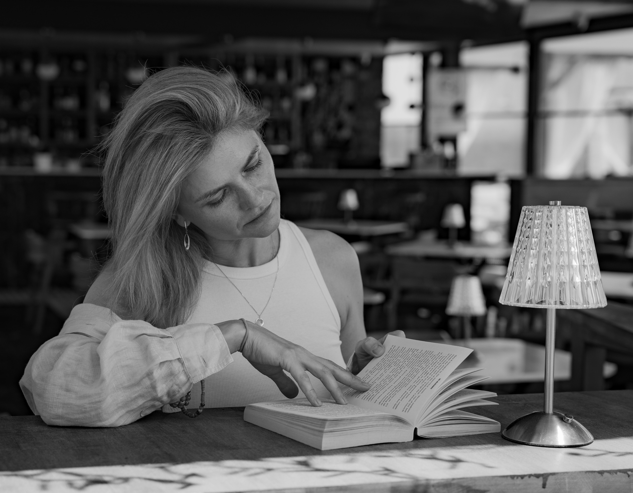 ELENA. UNRATED PHOTO