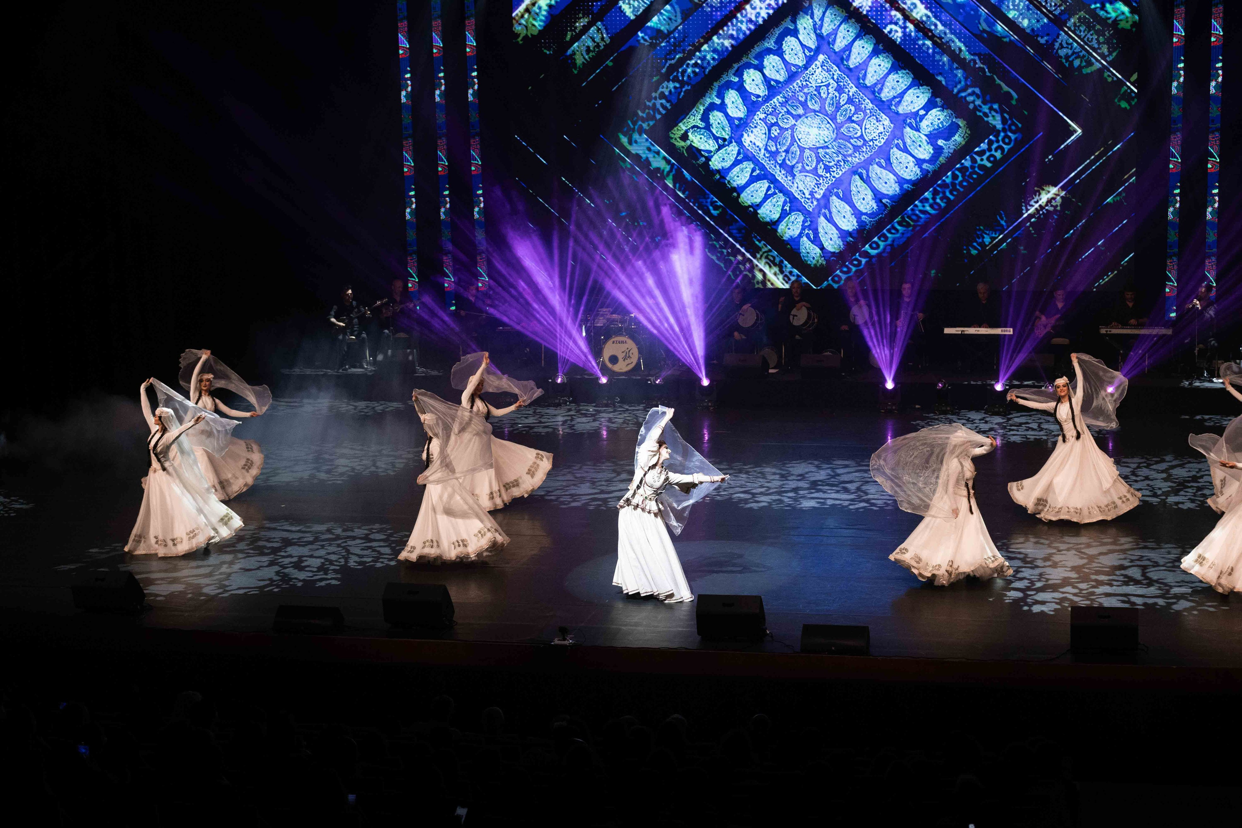 STATE DANCE ENSEMBLE. Wedding&Event photographer Ismail Rzayev in Baku