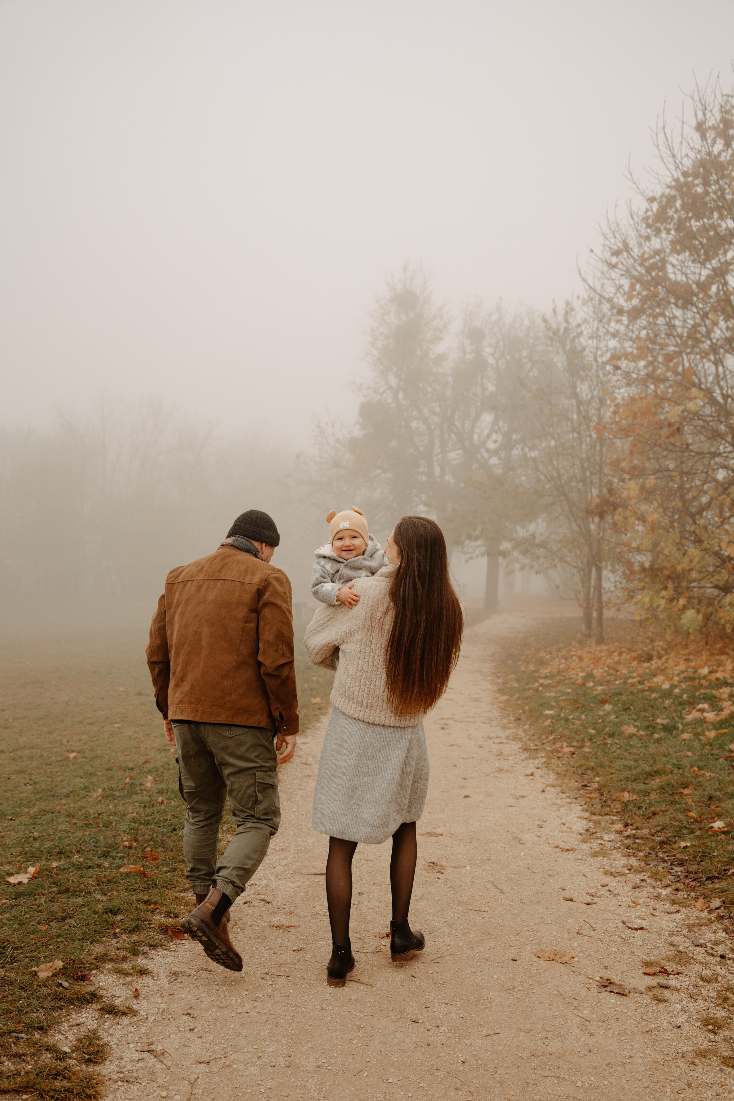 Bendegúz a ködös Normafán. Csilla visuals