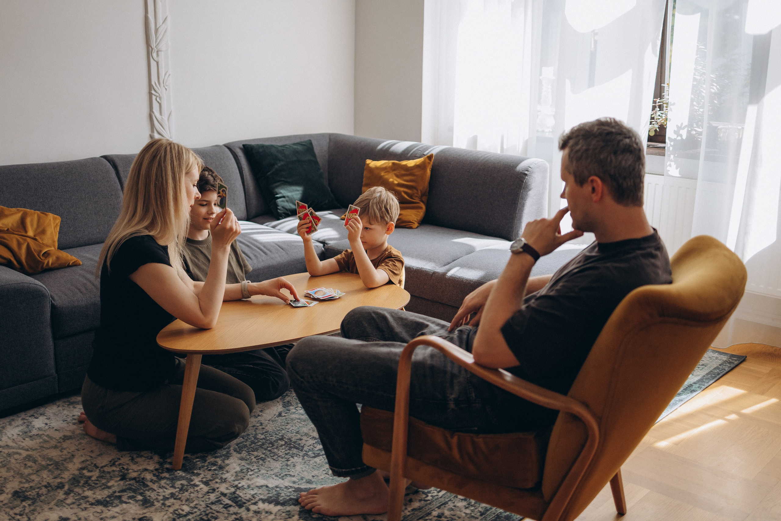 LAURAS ģimene. GALVENĀ