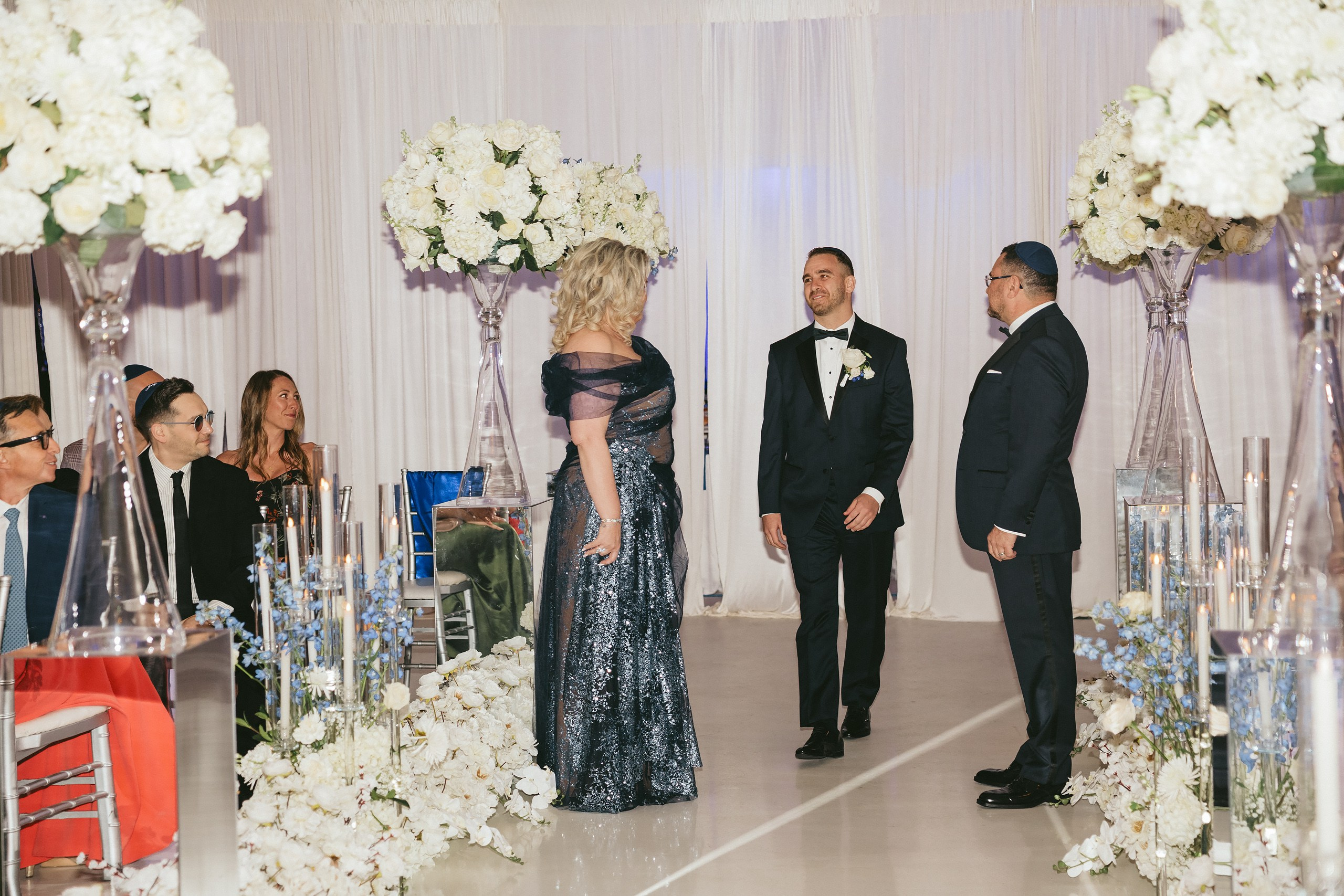 06.08.2025 Wedding. Wedding family event photographer in Chicago Nick Yushevich