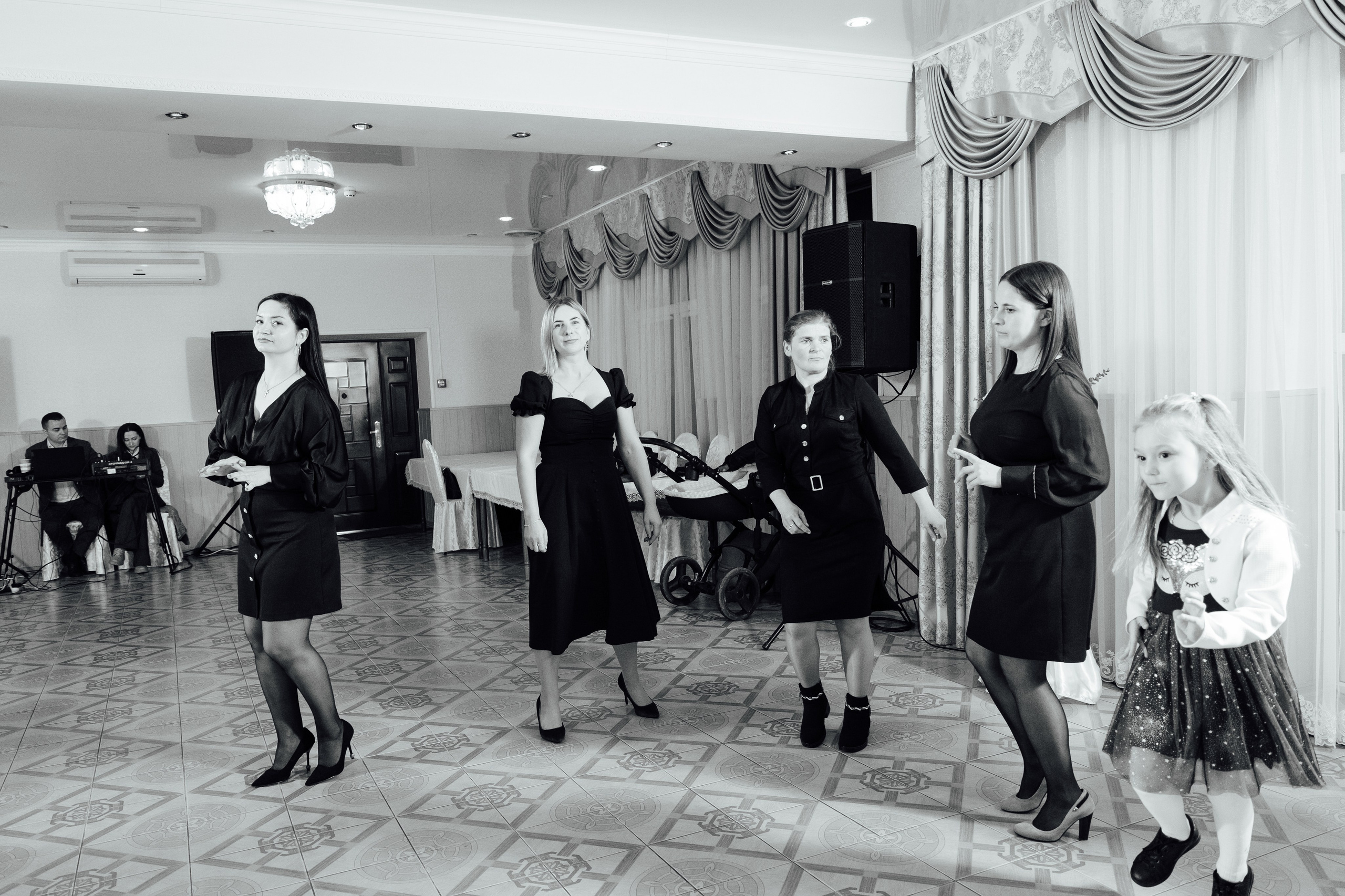 Cumetrie. Свадебный Фотограф, Детский и семейый Фотограф Молдова