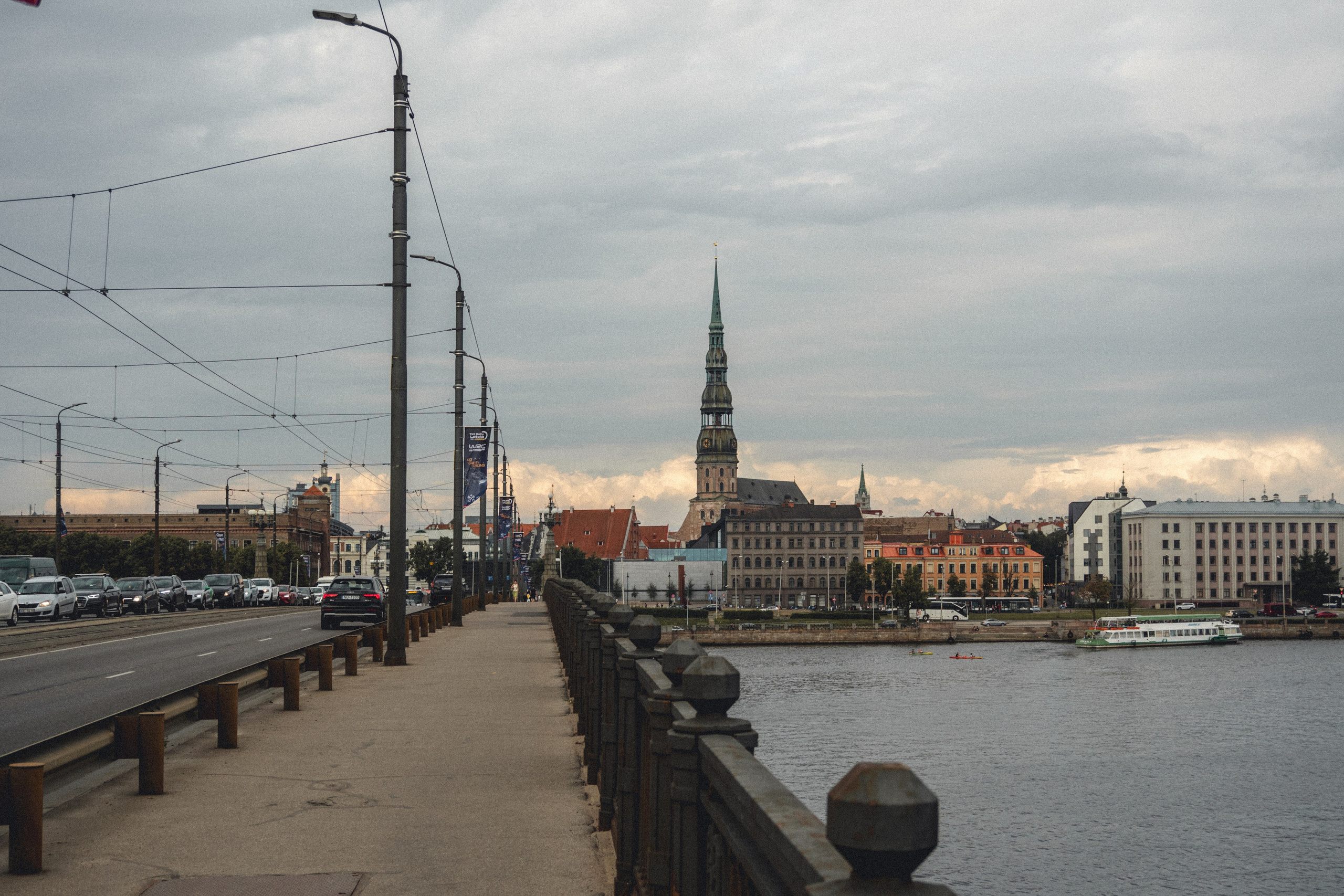 Voyage à Riga. Photographe sur Cote d’Azur. Portraits de familles, couples, enfants, événements
