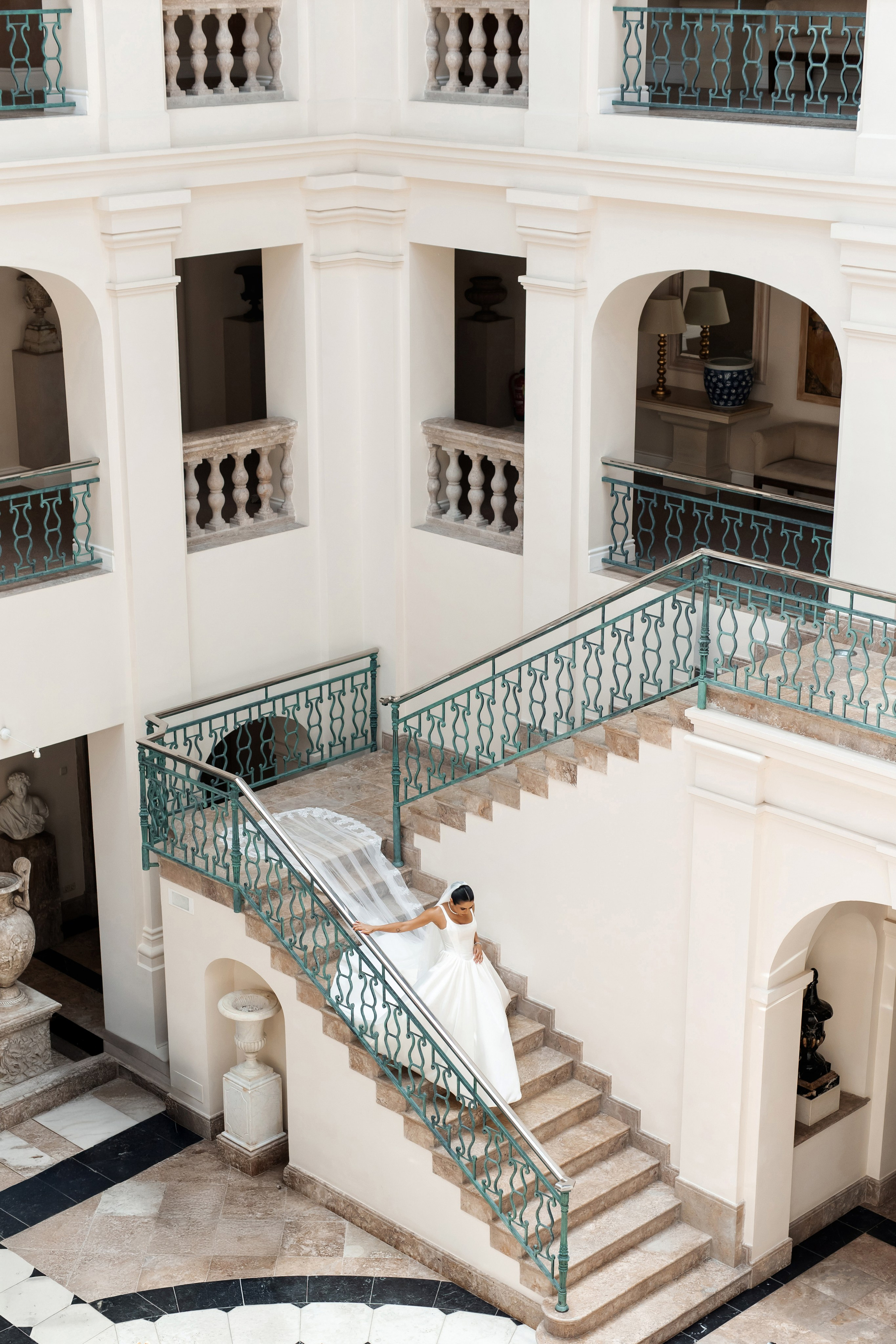 ANDREW & LYNN. Wedding Photographer in Marbella, Como, Tuscany, Cannes