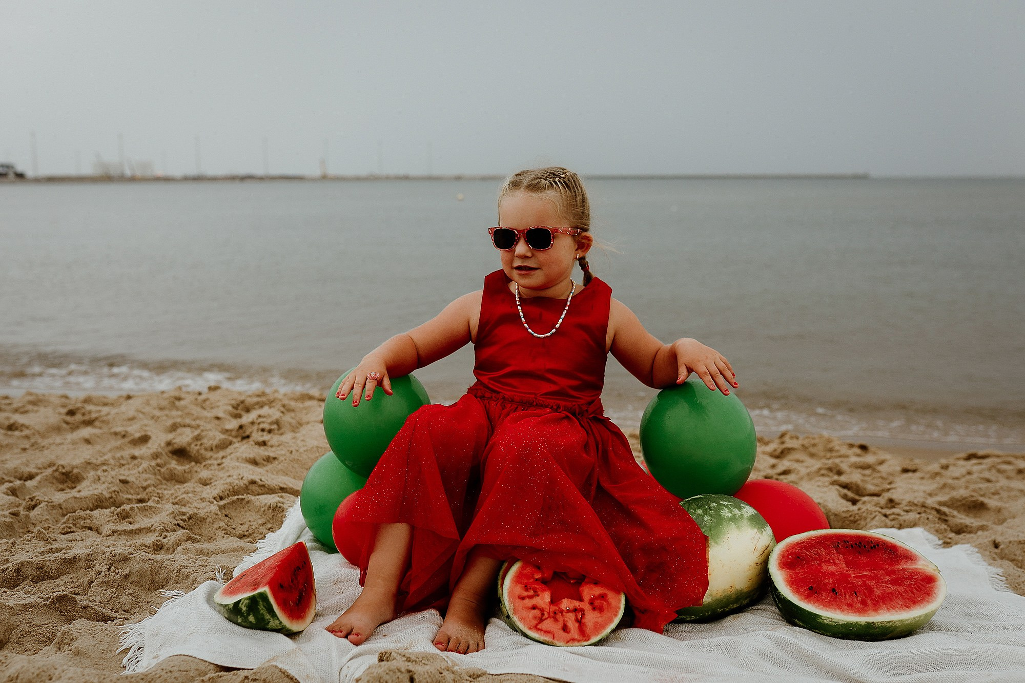 Kornelka - minisesja arbuzowa na plaży. Fotograf ślubny i rodzinny - Kaszuby, Trójmiasto