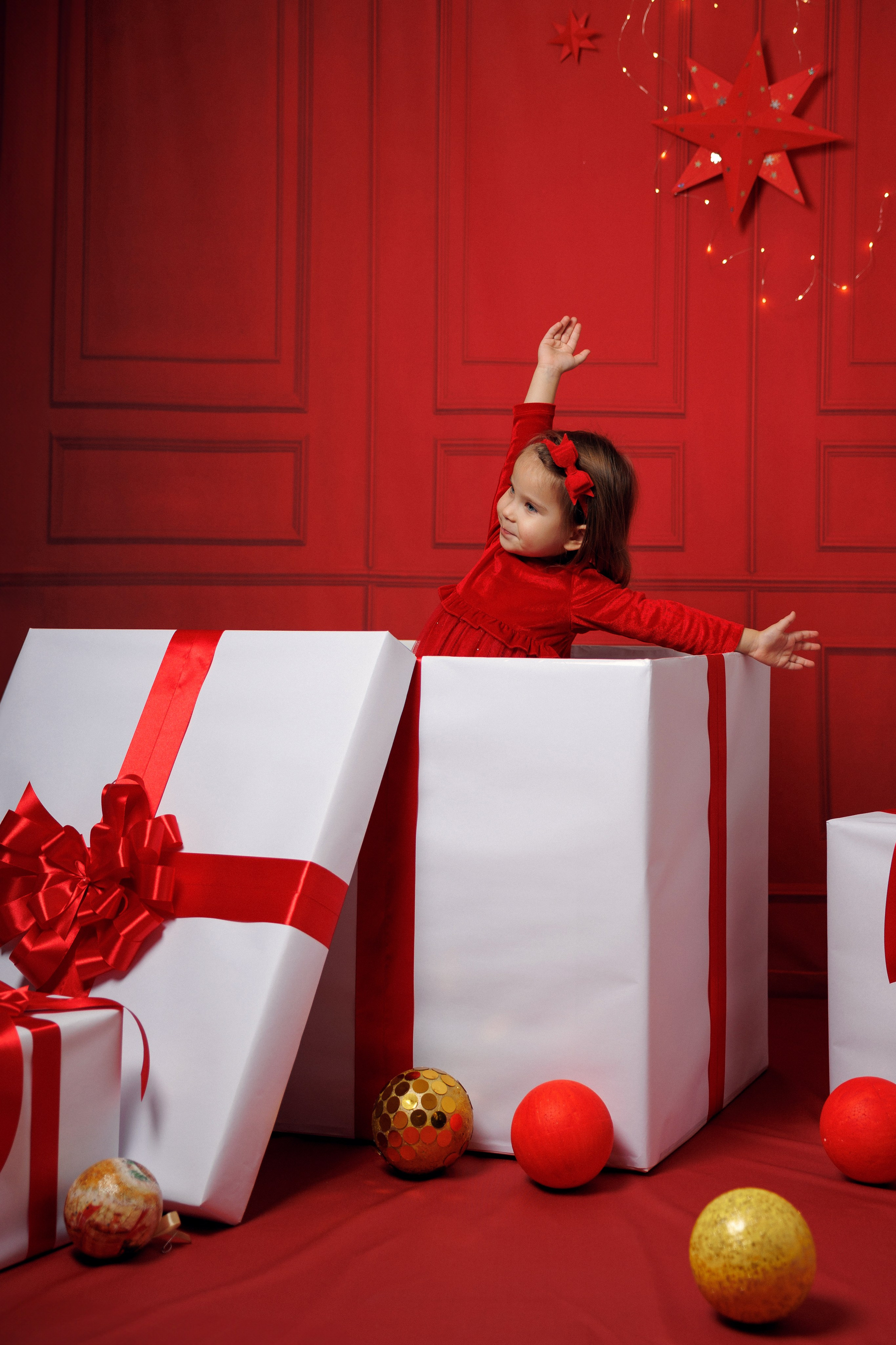 Sesja świąteczna Szczecin | Mini sesje świąteczne Szczecin | Mini sesje świąteczne | Sesja świąteczna w studio | Sesja świąteczna rodzinna cena | Mini sesja rodzinna Szczecin| Sesje świąteczne rodzinne | Sesja zdjęciowa • świąteczna sesja zdjęciowa • minimalistyczne aranżacje • zdjęcia lifestylowe • rodzinne świeta • świąteczny czas • voucher • prezent • fotografia rodzinna