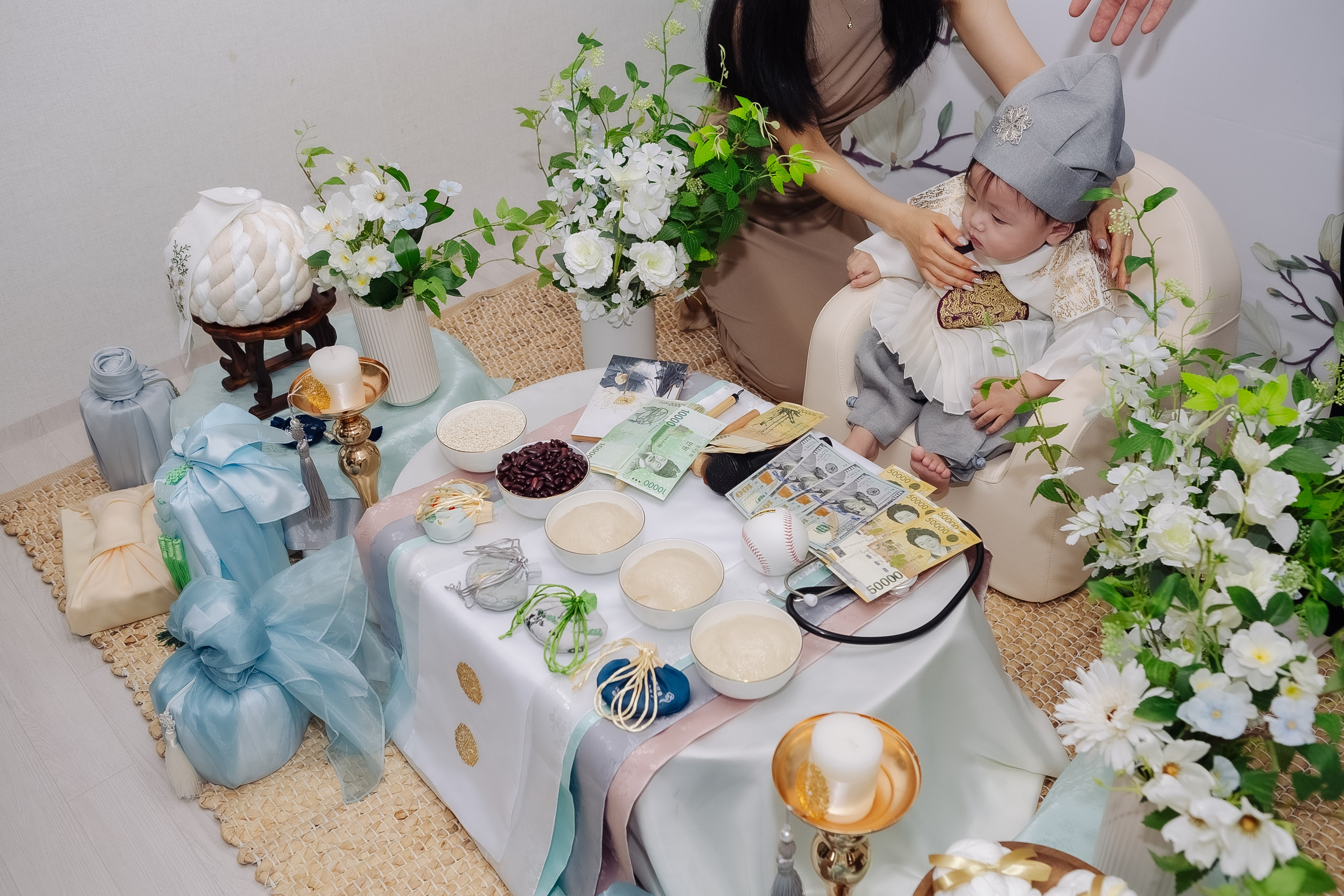 Тео дома и в ресторане. Фотограф беременности, ньюборн и годовасиков в Корее Жанна Хан