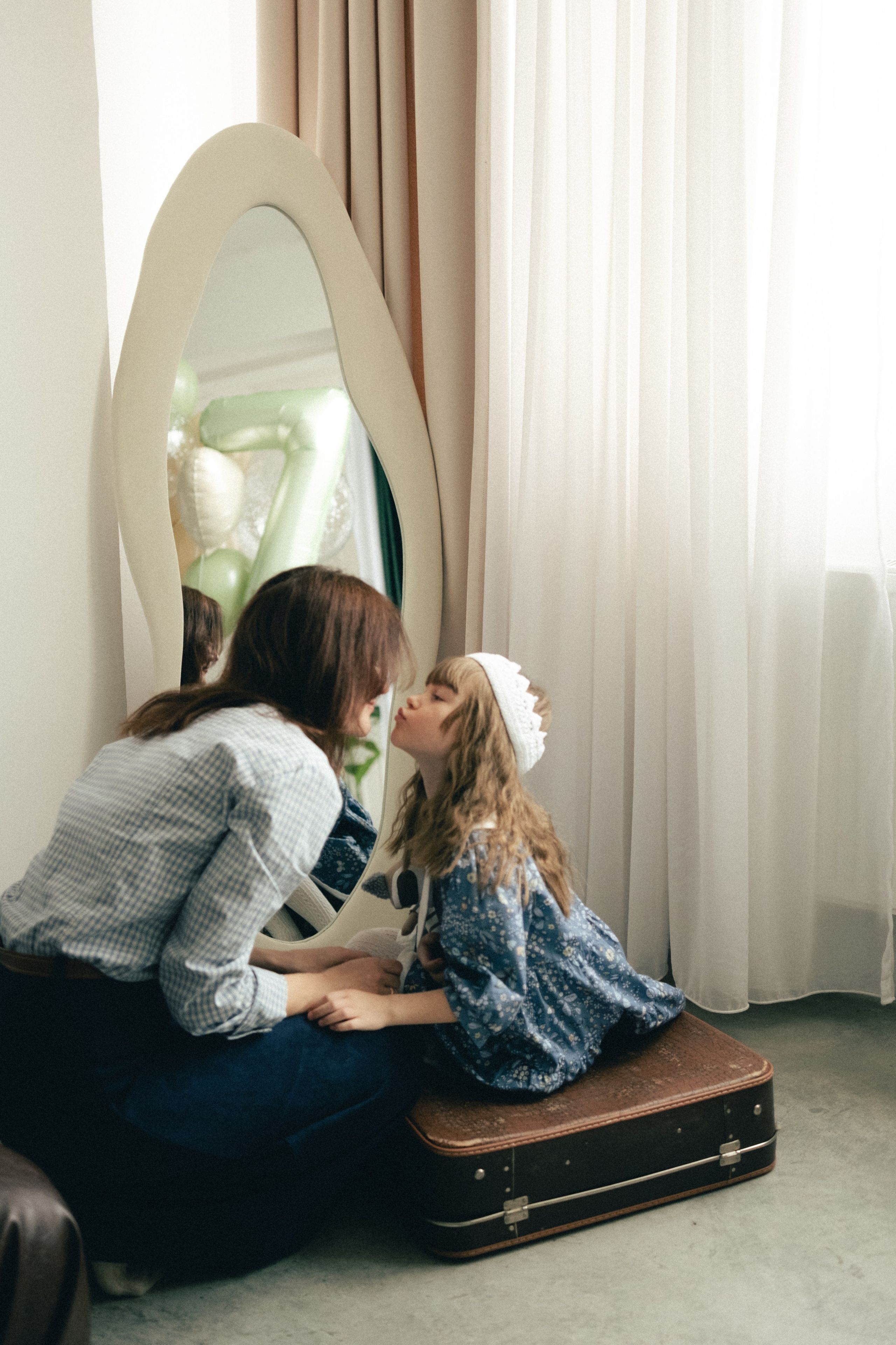 Family Studio II. Cinematic photographer based in Tbilisi, Georgia — Nicole