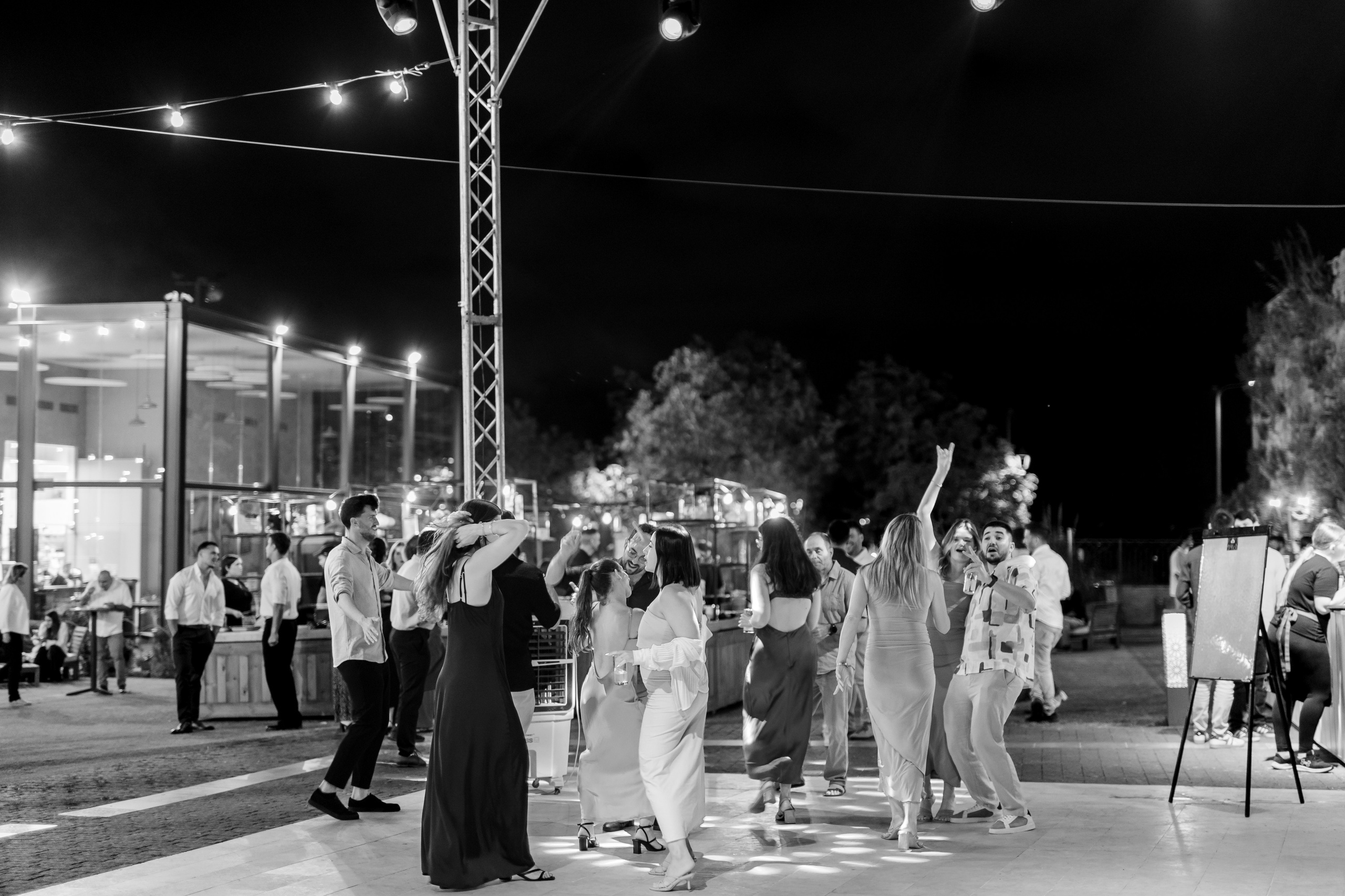 Tamar & Assaf. AMIR BUCHNIK PHOTOGRAPHER