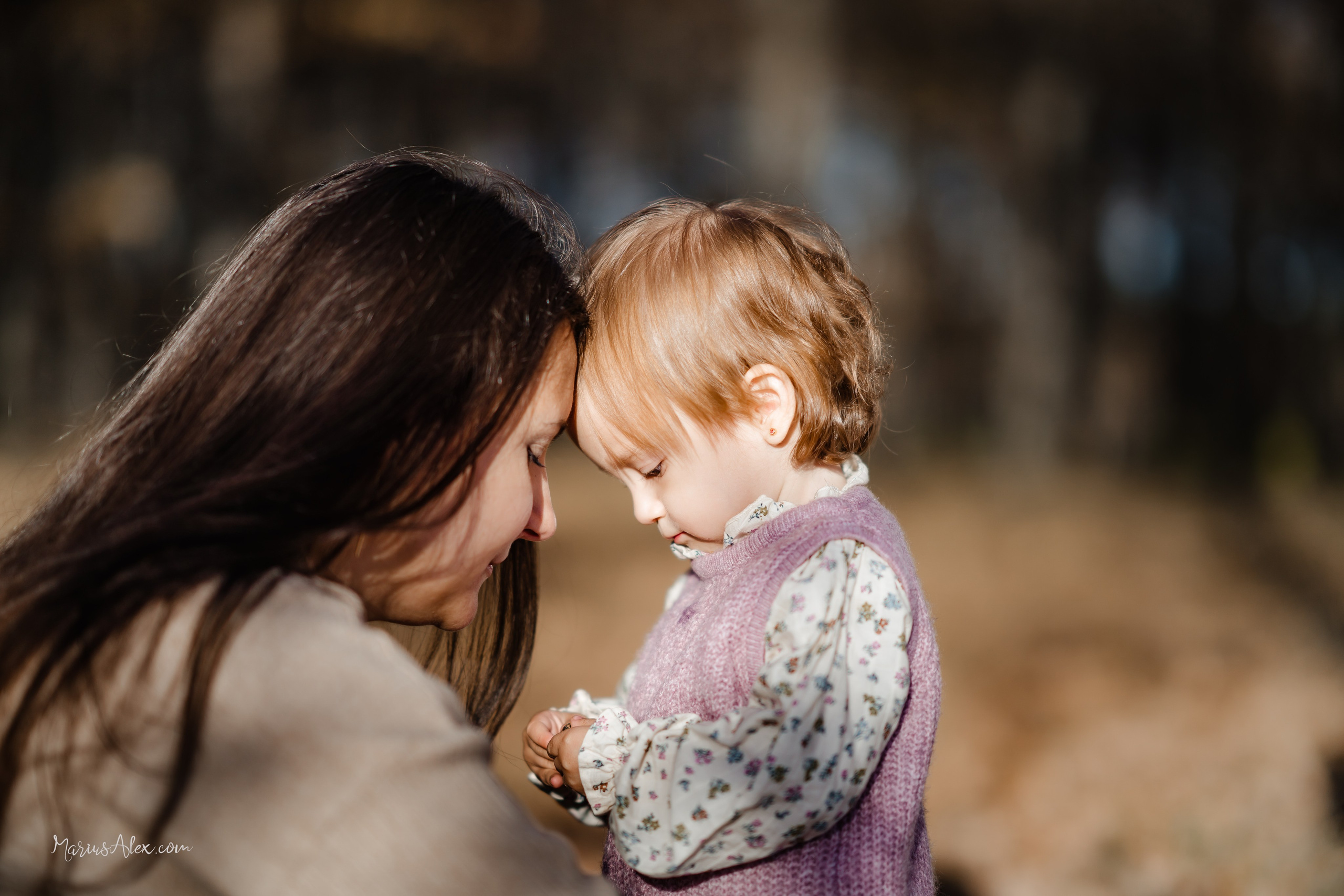 Sofia - Soare si frunze🍁🍁🍁. Marius Alex fotograf de eveniment si portret din Suceava