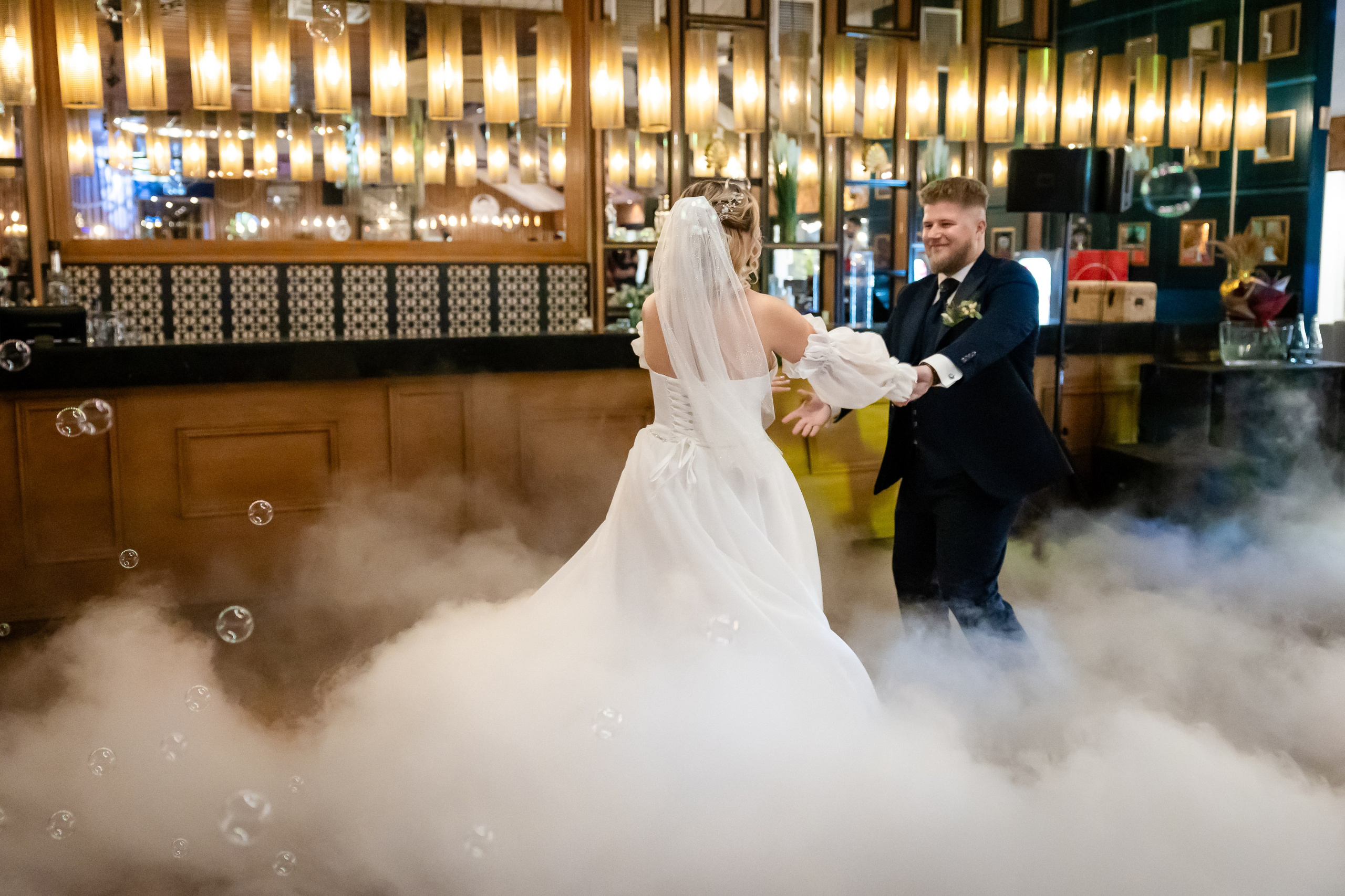 Nunta Velveto Pool. MDimaFotoStudio. Fotograf de nuntă, evenimente private și de familie