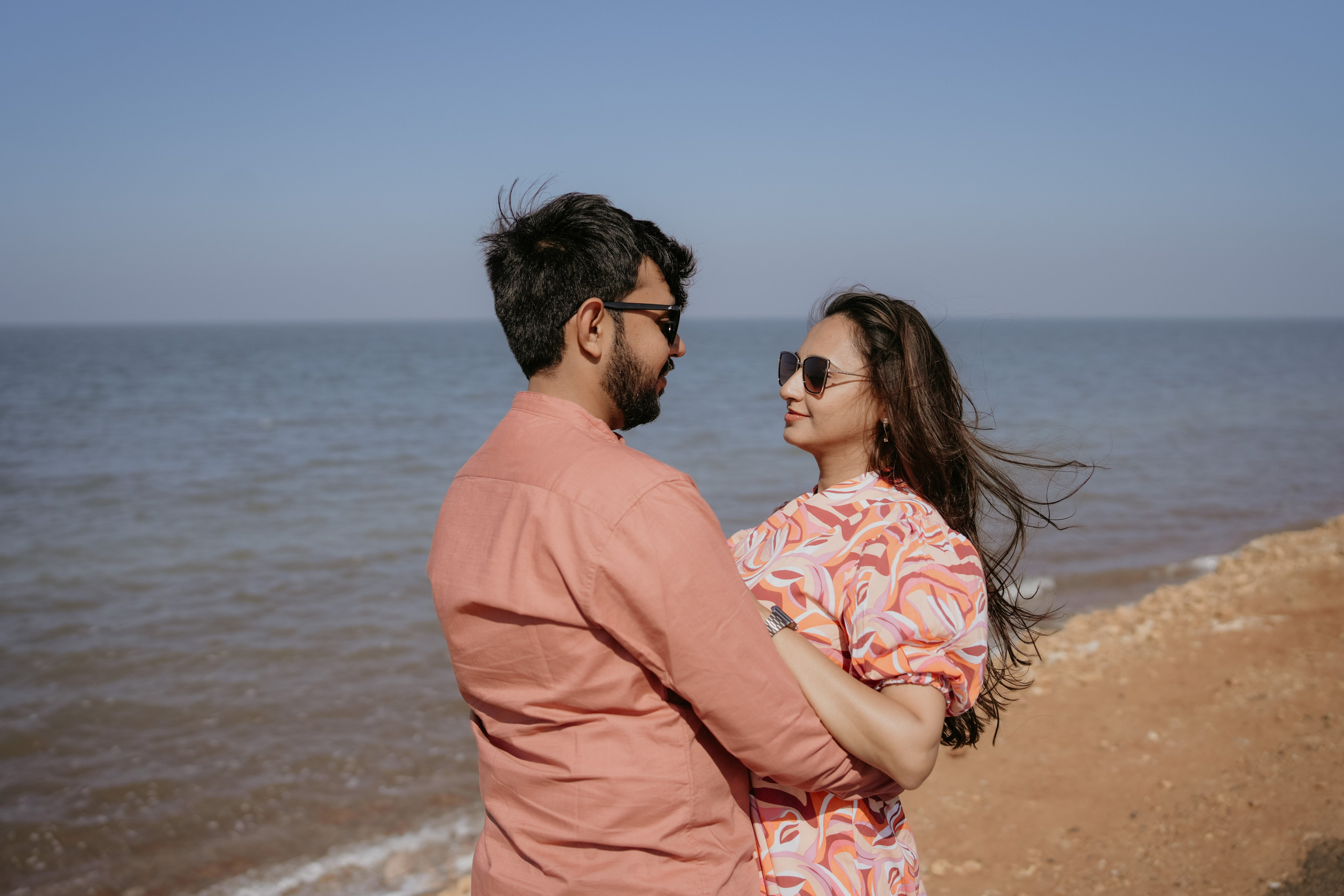 COUPLE SESSIONS. Love Emotions Weddings