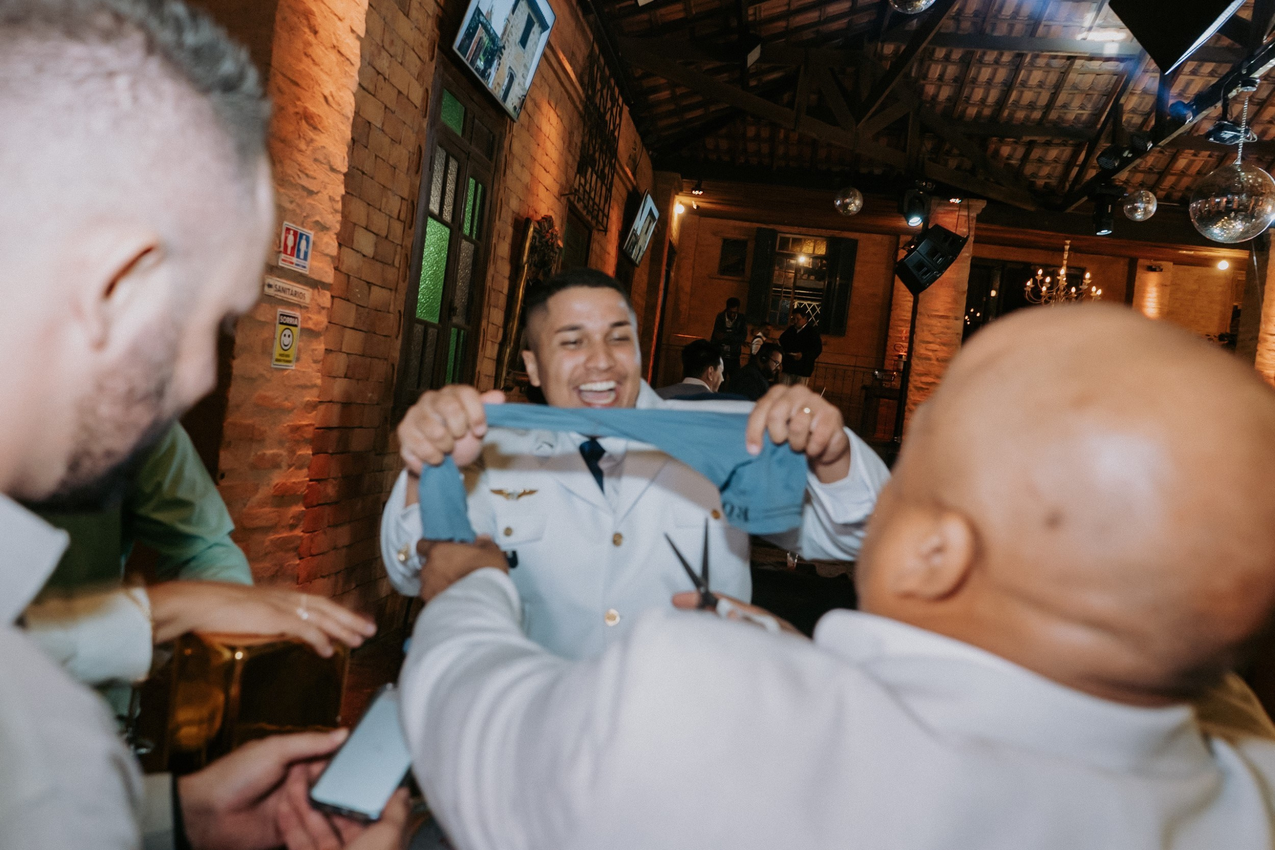 Casamento Isadora e Icaro — Alvorada. Fotógrafo de casamento e Filmmaker de casamento