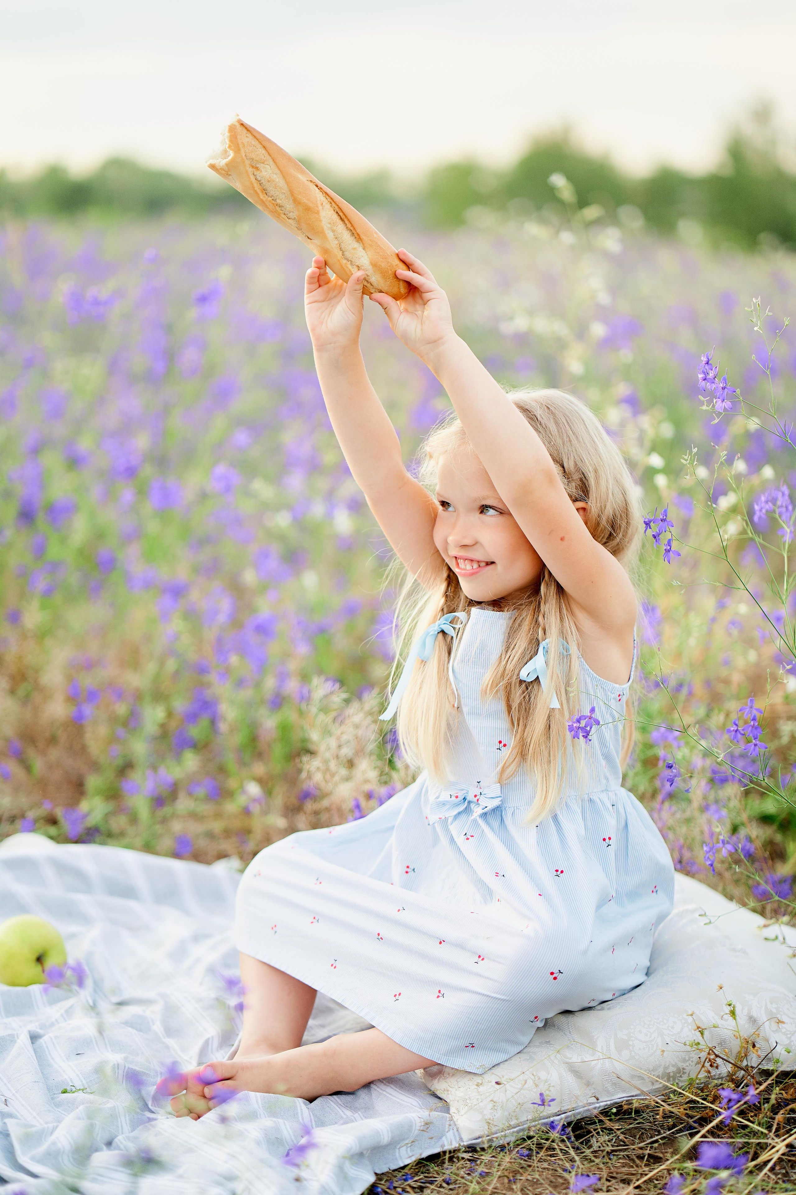 Летнее фиолетовое поле. Свадебный фотограф Даугавпилс, Рига/ Kāzu fotogrāfs Daugavpils, Rīga