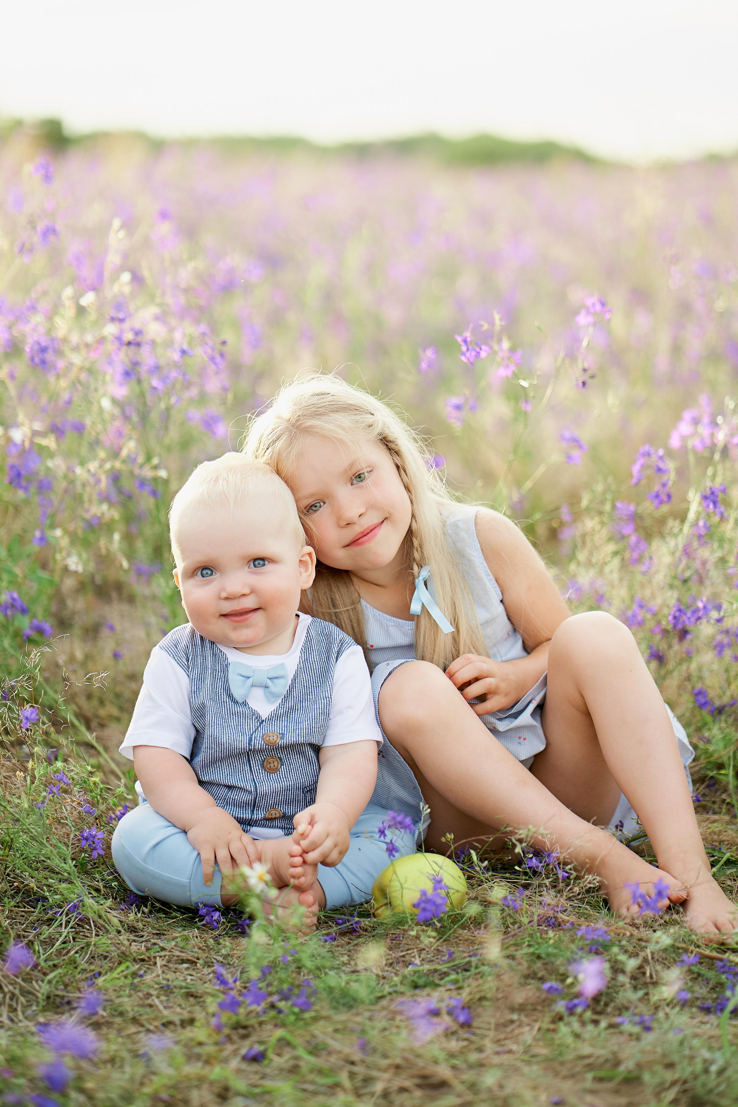 Летнее фиолетовое поле. Свадебный фотограф Даугавпилс, Рига/ Kāzu fotogrāfs Daugavpils, Rīga