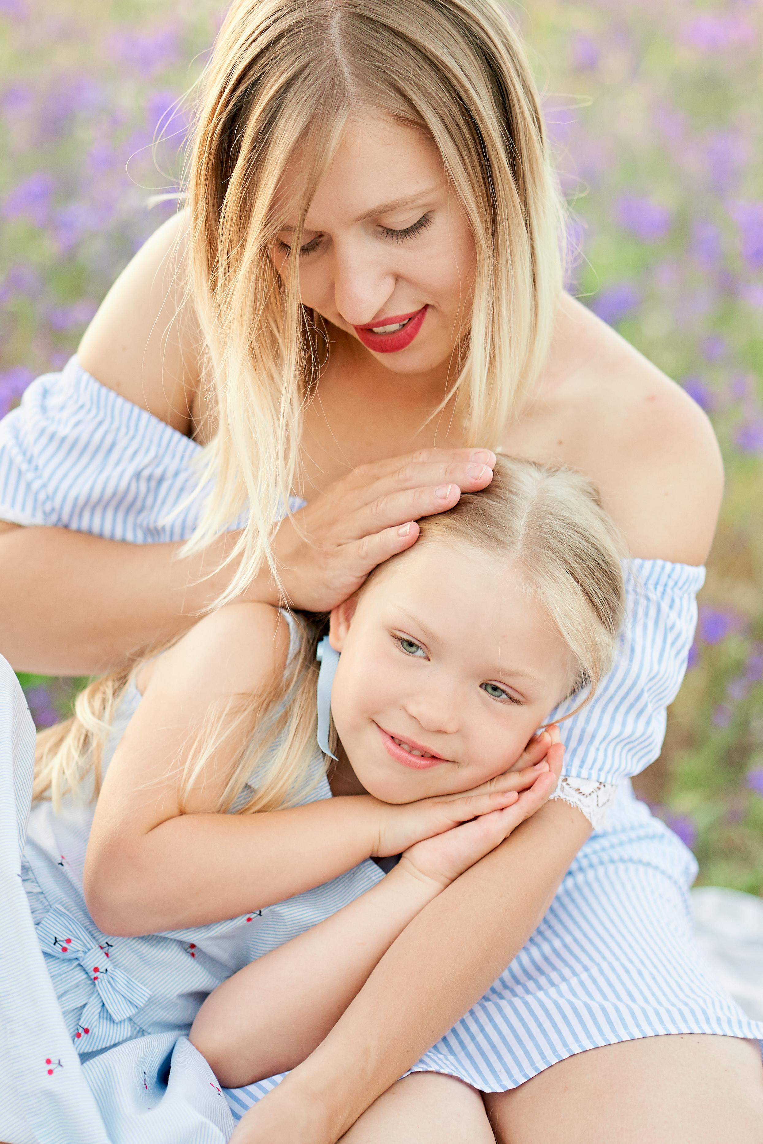 Летнее фиолетовое поле. Свадебный фотограф Даугавпилс, Рига/ Kāzu fotogrāfs Daugavpils, Rīga