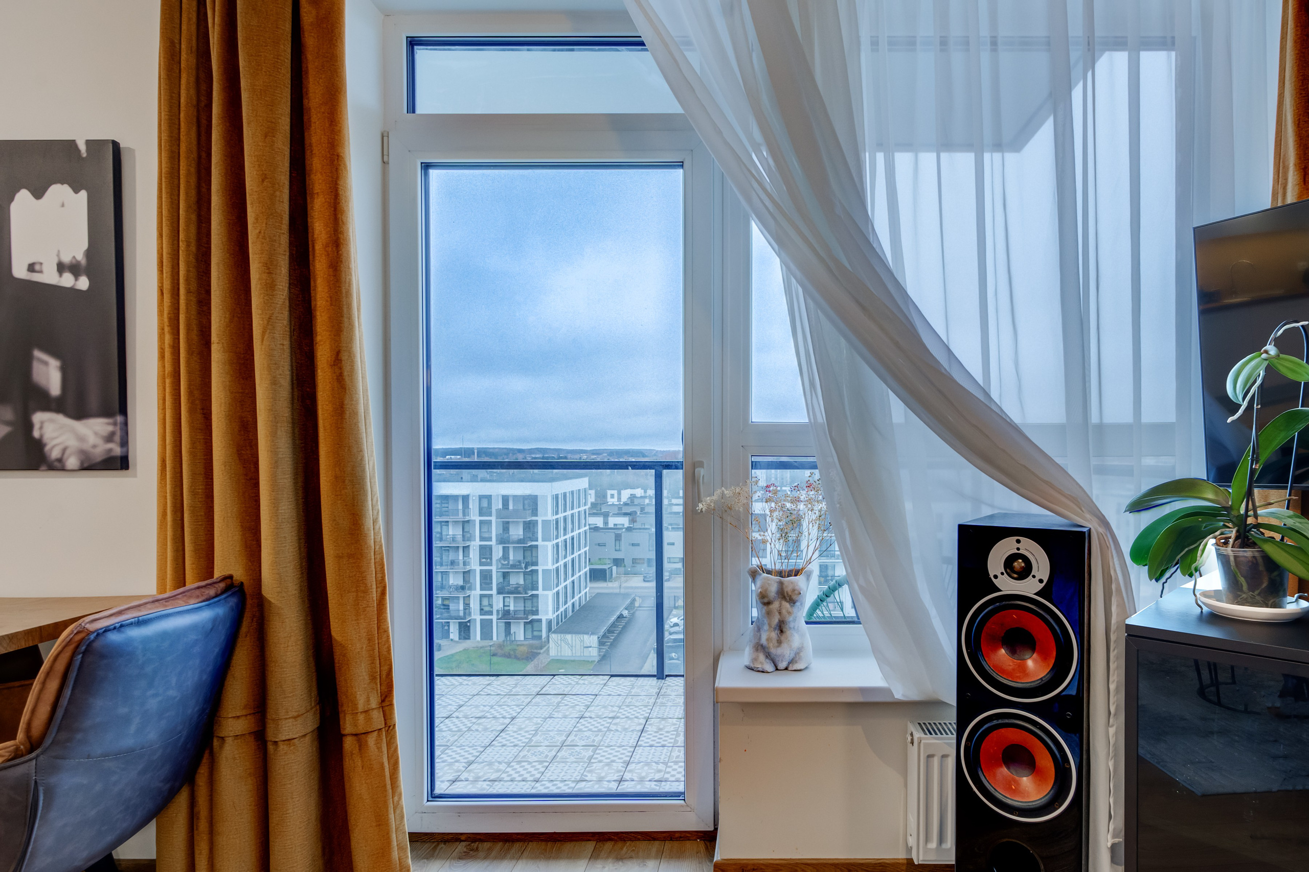 Karaliaučiaus g. 9 c, 2 k buto fotosesija. Elina Sapiega fotografė Vilniuje