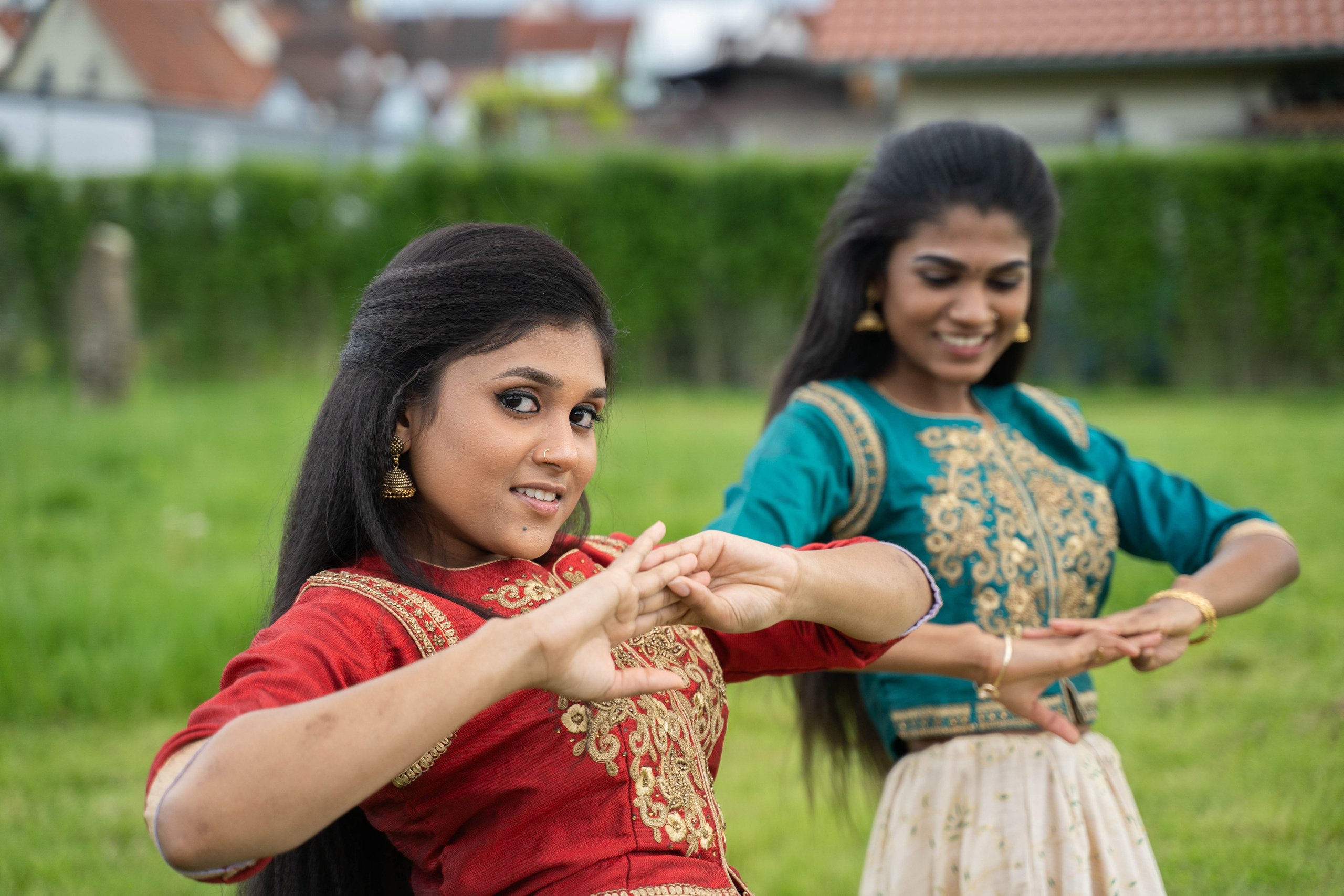 Shaliny and Maristela, Sri Lanka Dance. Nina Janeckova Fotografin und Videografin am Bodensee