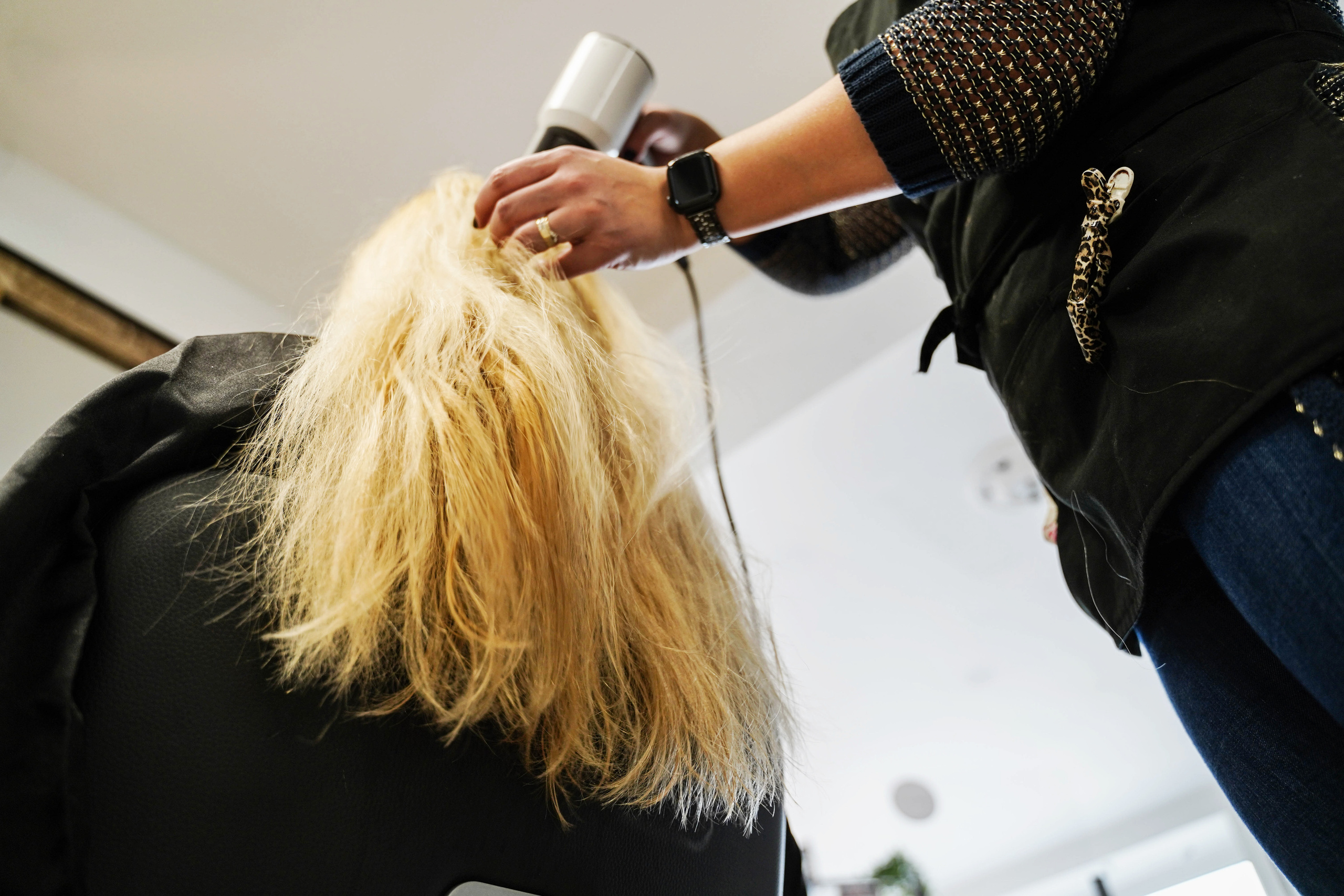 Fotoshooting Salon B1 in Ravensburg. Nina Janeckova Fotografin und Videografin am Bodensee