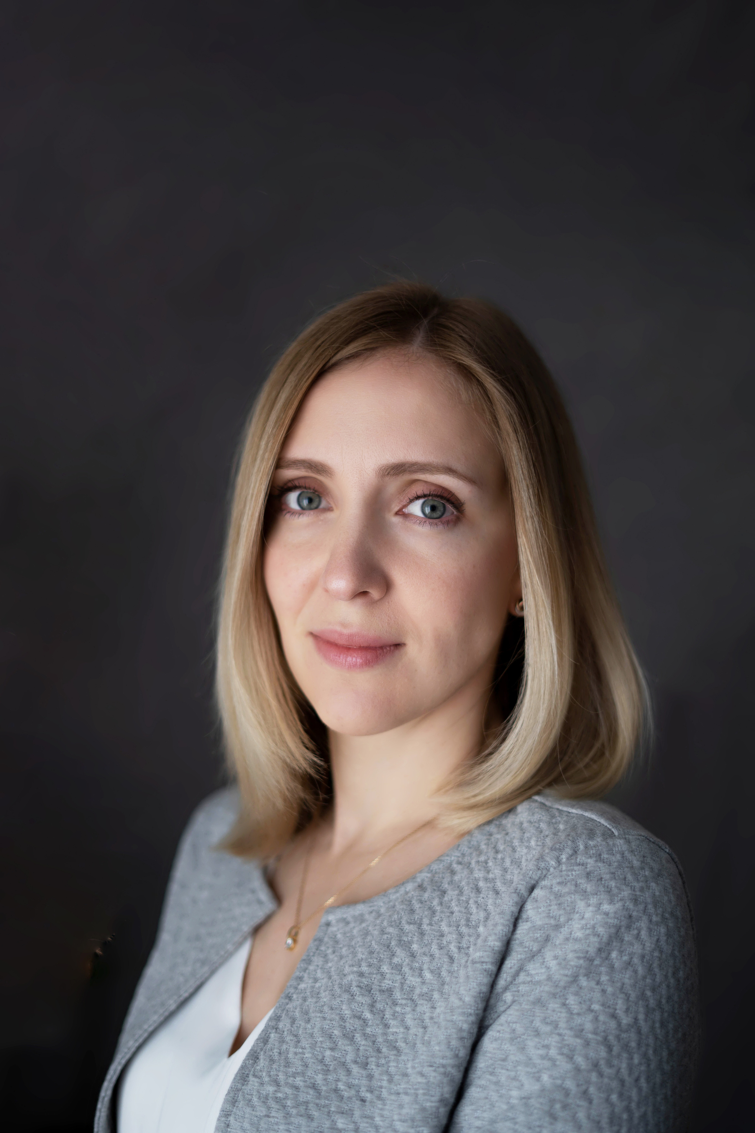 BUSINESS PORTRAIT. Nina Janeckova Fotografin und Videografin am Bodensee