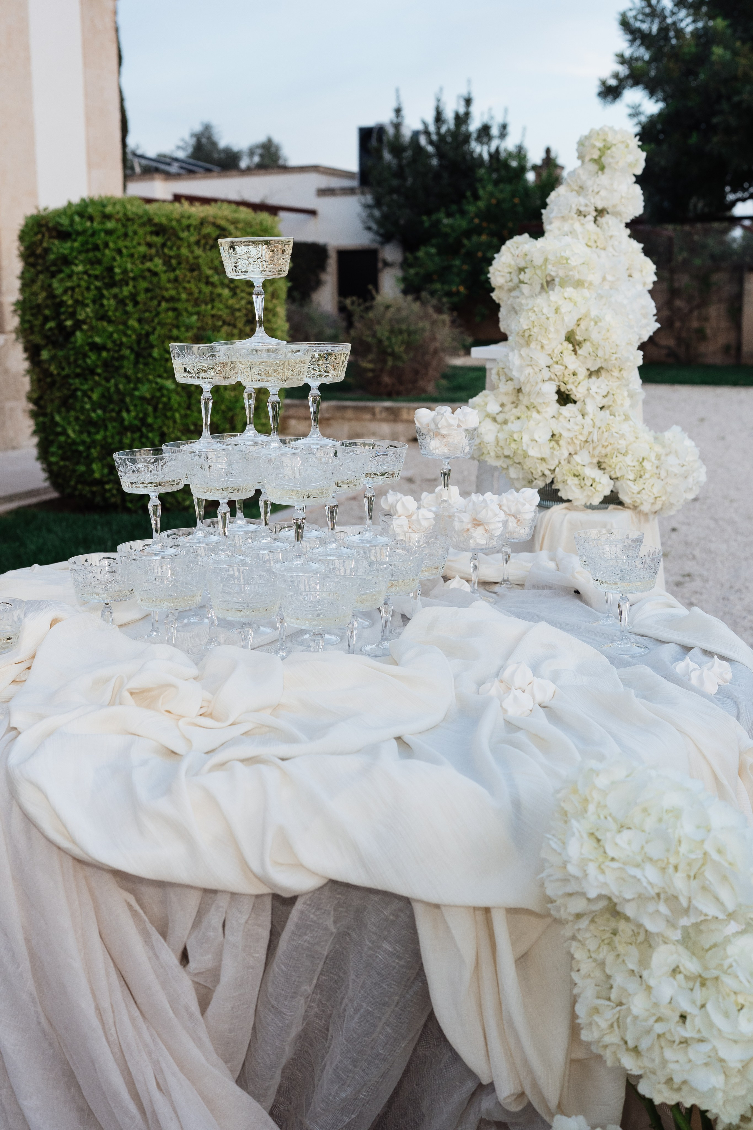 Serena & David - Villa Mastropa. Wedding Photographer Ece Yener