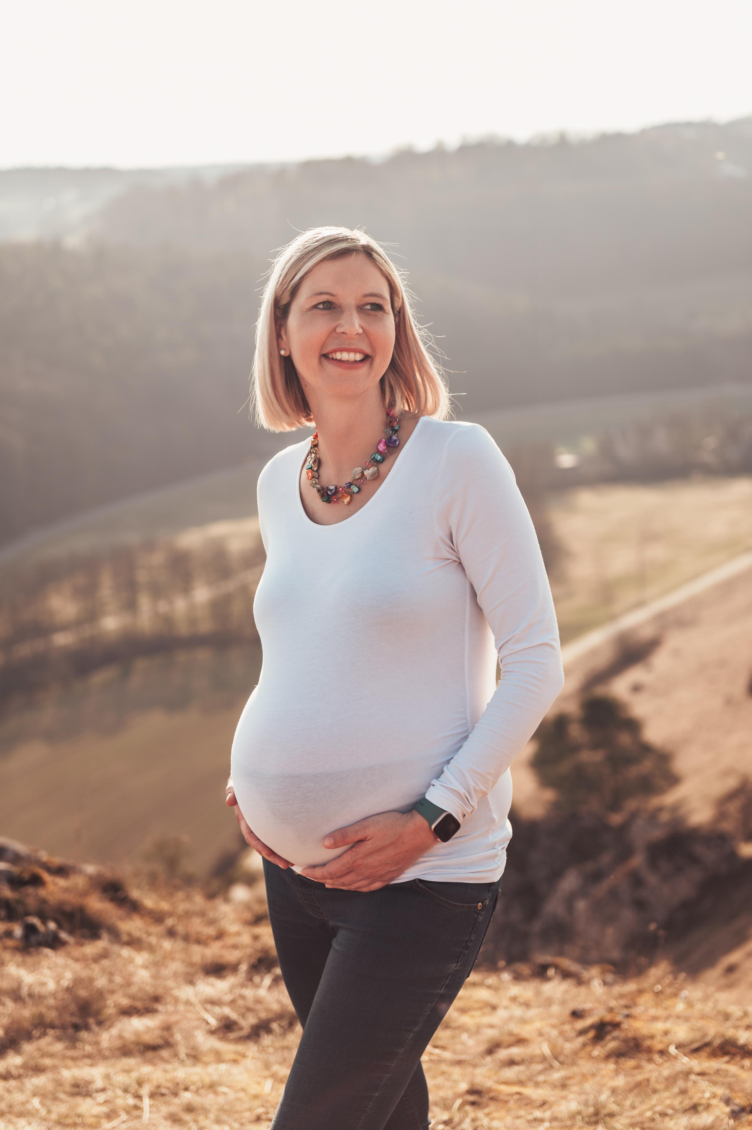 Mein Portfolio: Schwangerschaft. Lily Walter | Hochzeitsfotografin Regensburg | München