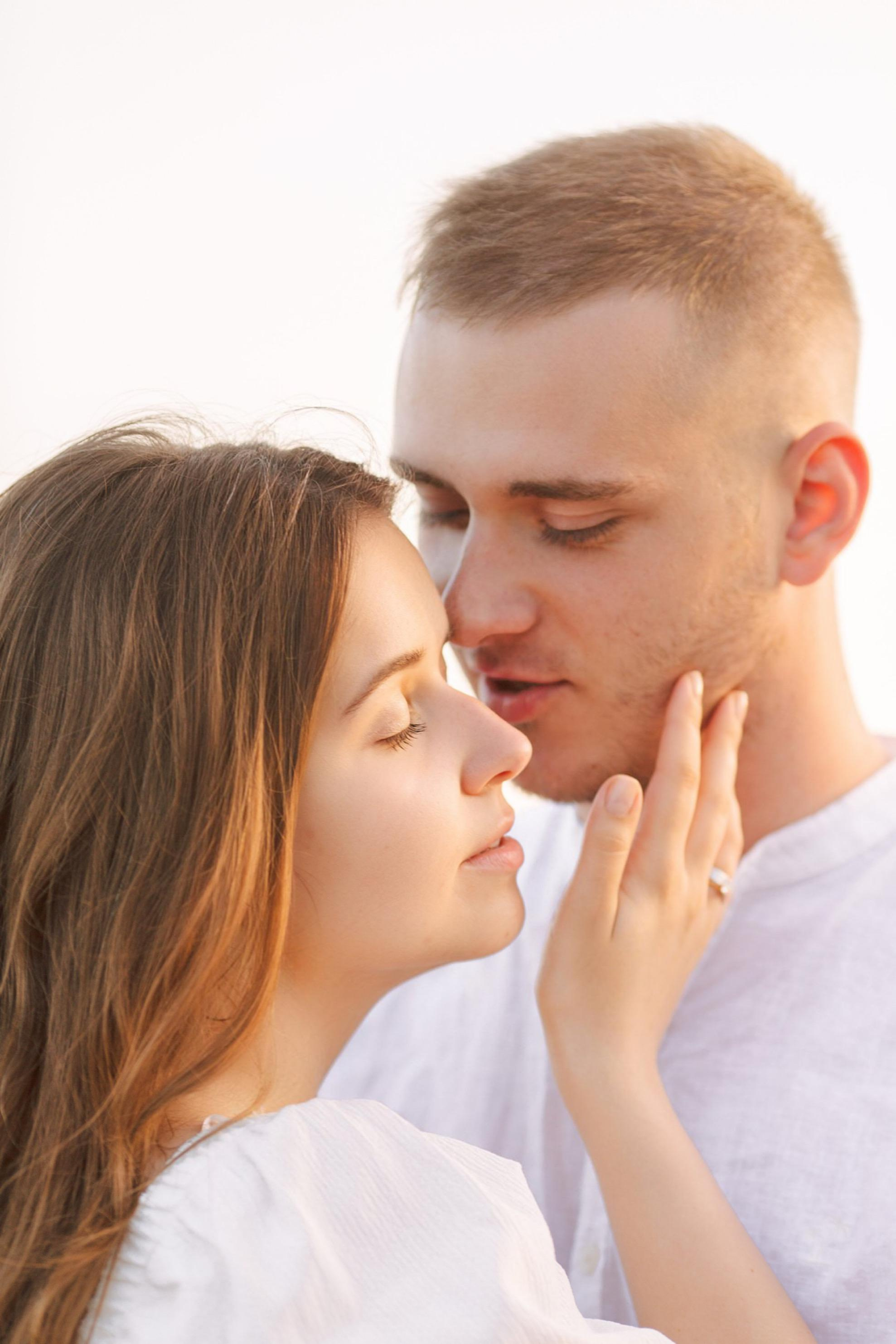 Aesthetic Beach Love Story in Side at Sunset. Professional Photographer in Alanya, Side, Belek, Antalya. Turkiye