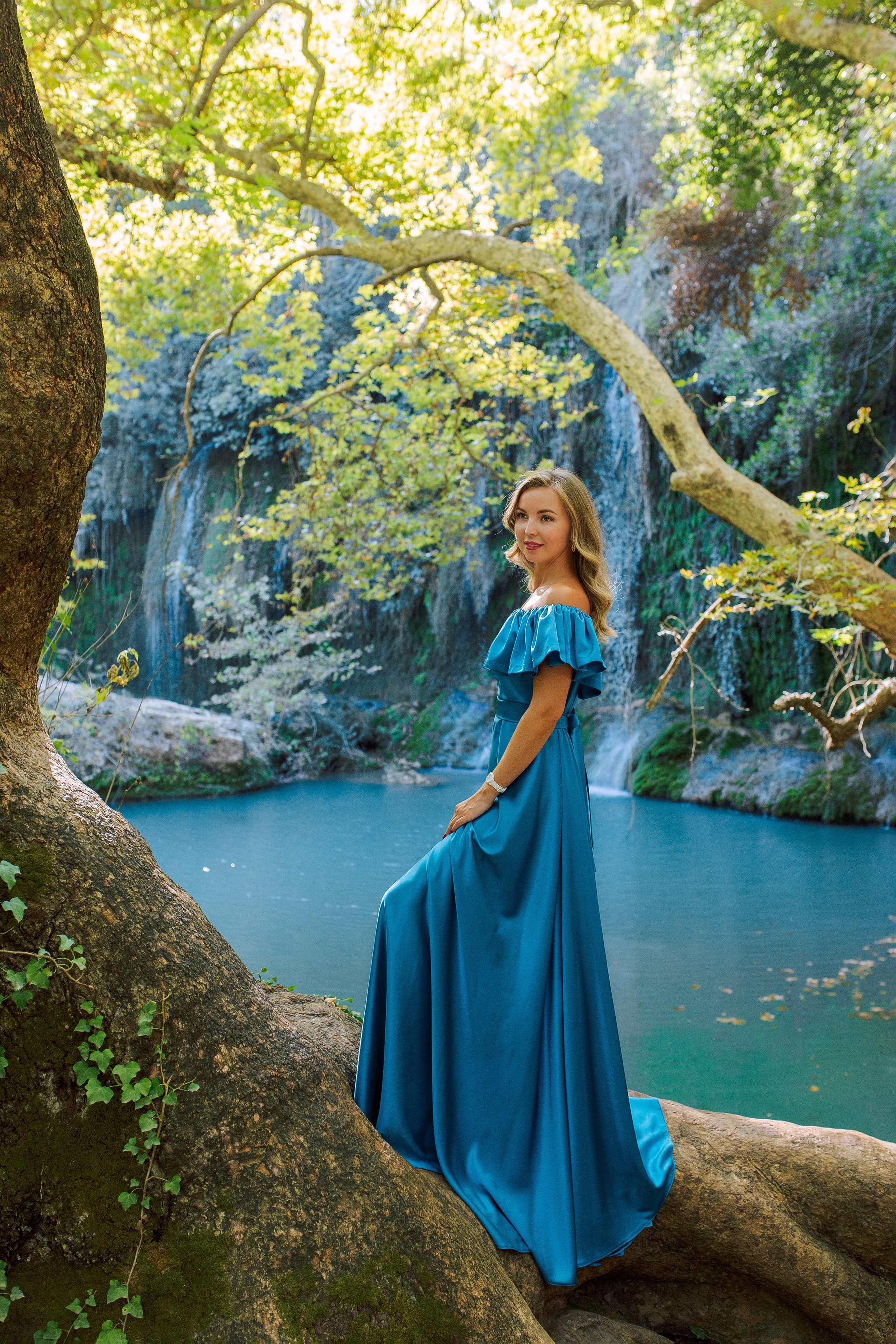Couple & Love Story Photographer at Waterfall Antalya | Alsu Develi. Professional Photographer in Alanya, Side, Belek, Antalya. Turkiye
