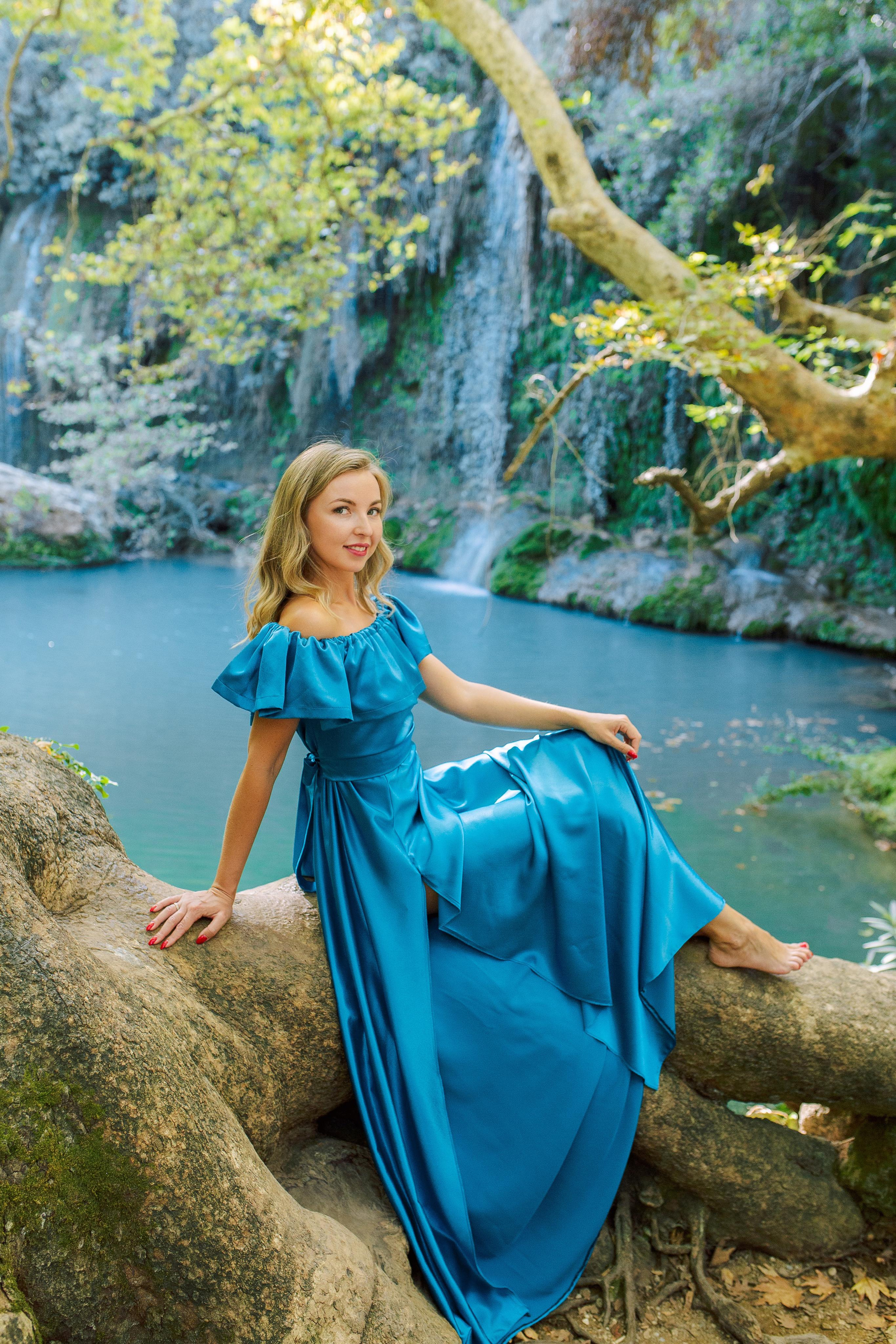 Couple & Love Story Photographer at Waterfall Antalya | Alsu Develi. Professional Photographer in Alanya, Side, Belek, Antalya. Turkiye