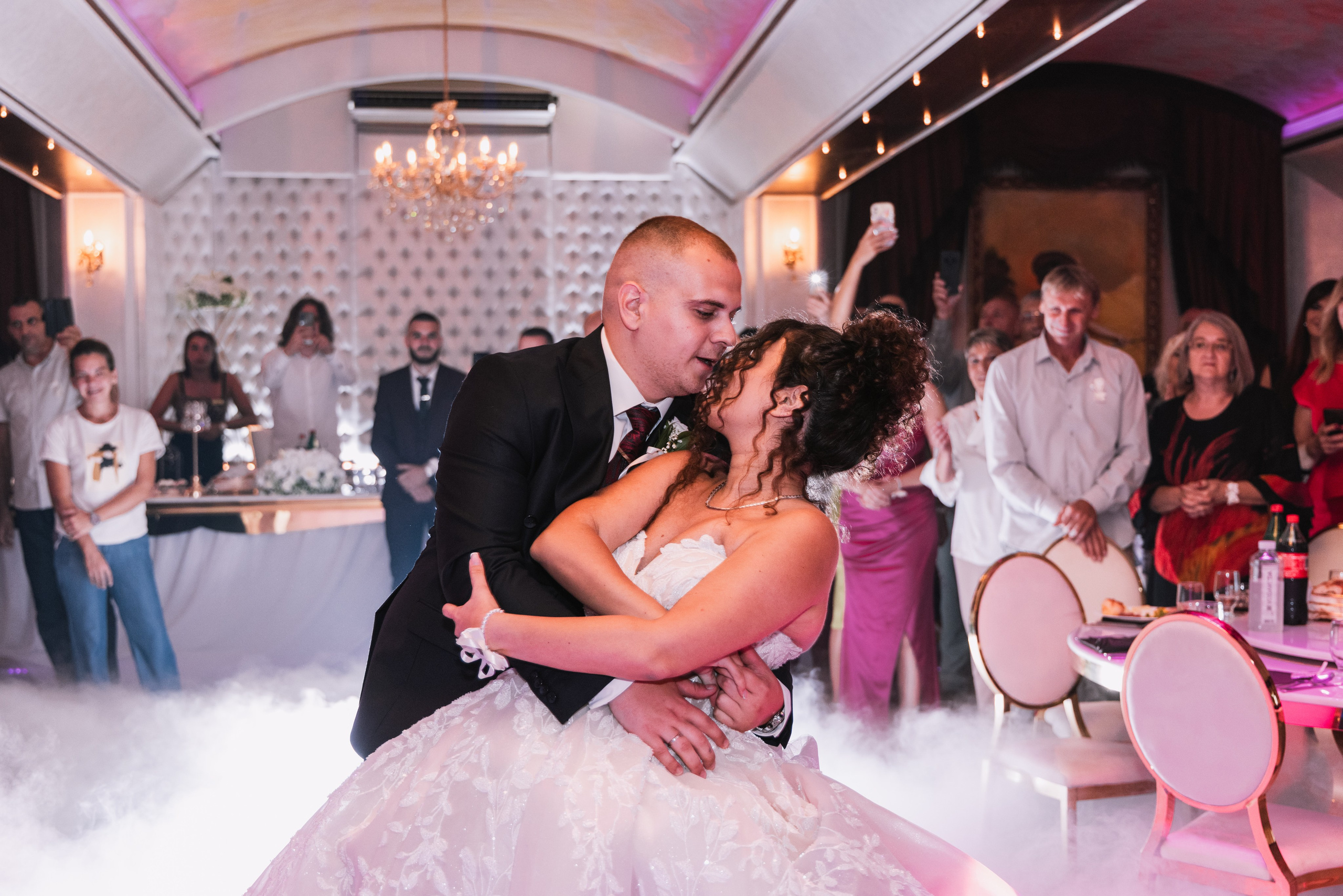 Anja i Milan. Fotografisanje venčanja i svadbi - Vijatov Studio