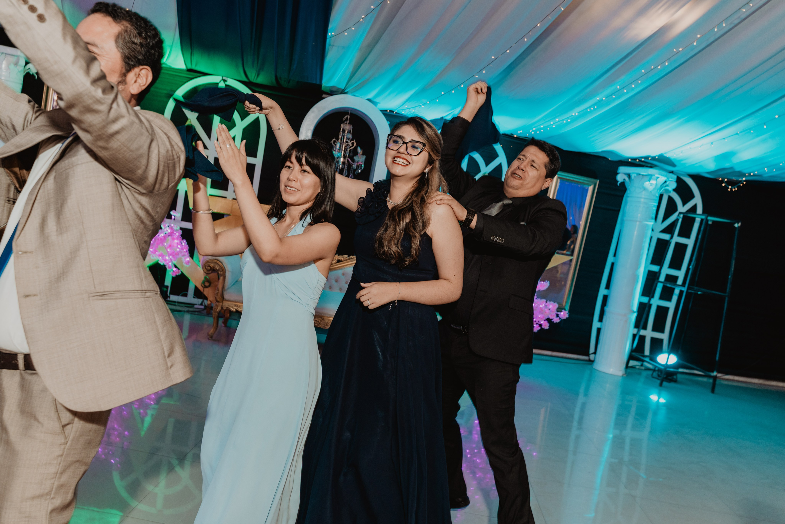 GABRIELA + JORGE | BODA CIVIL RELIGIOSA. Studio KVTA | Fotografía y Video de Bodas en Arequipa
