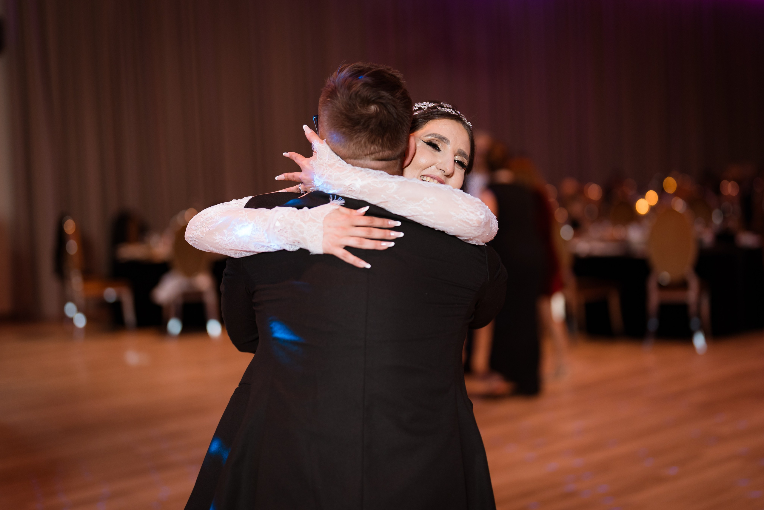Daniel & Maria. Gabriel Florea — Fotograf nuntă București