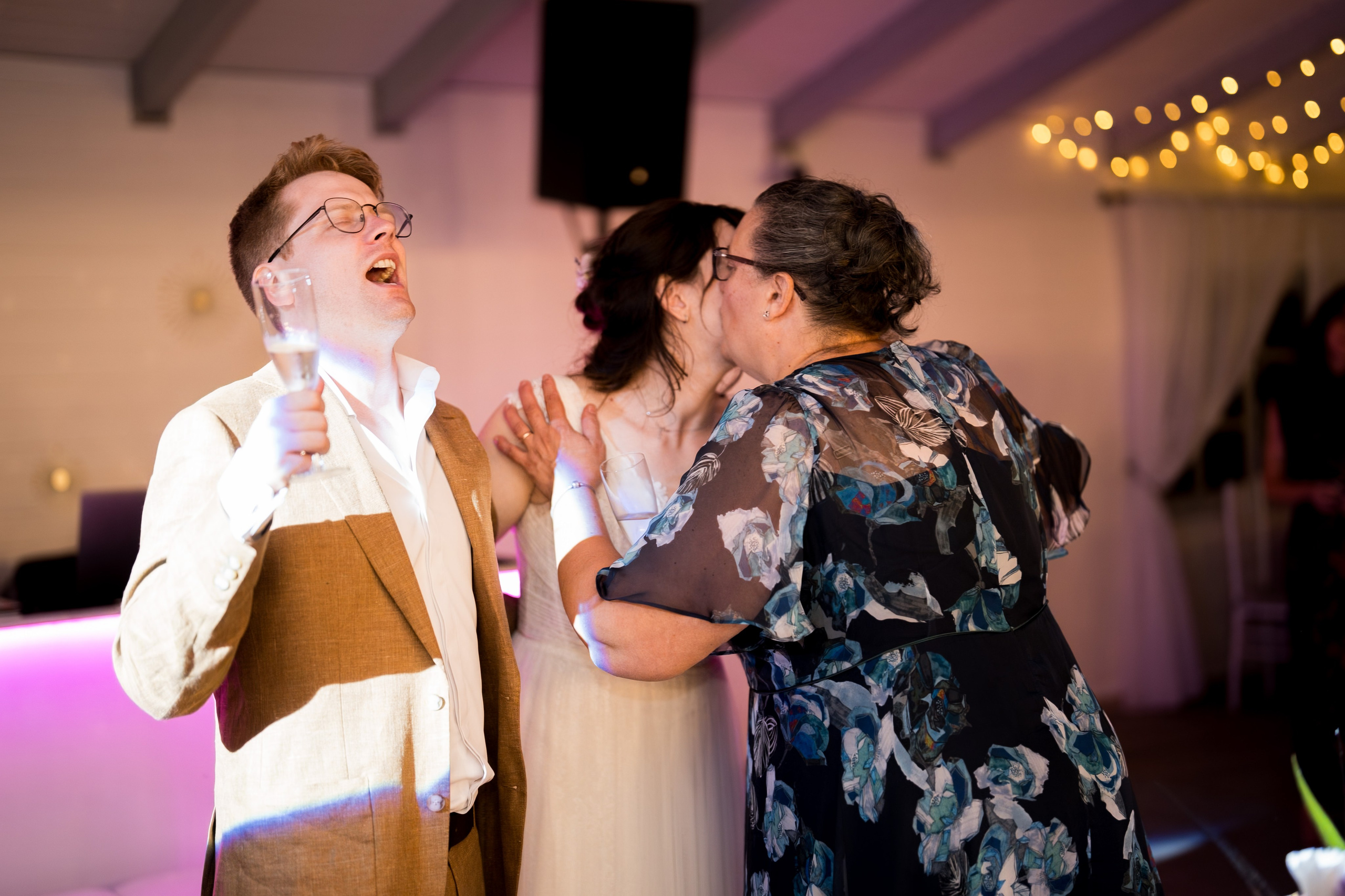 PARTY. Gabriel Florea — Fotograf nuntă București