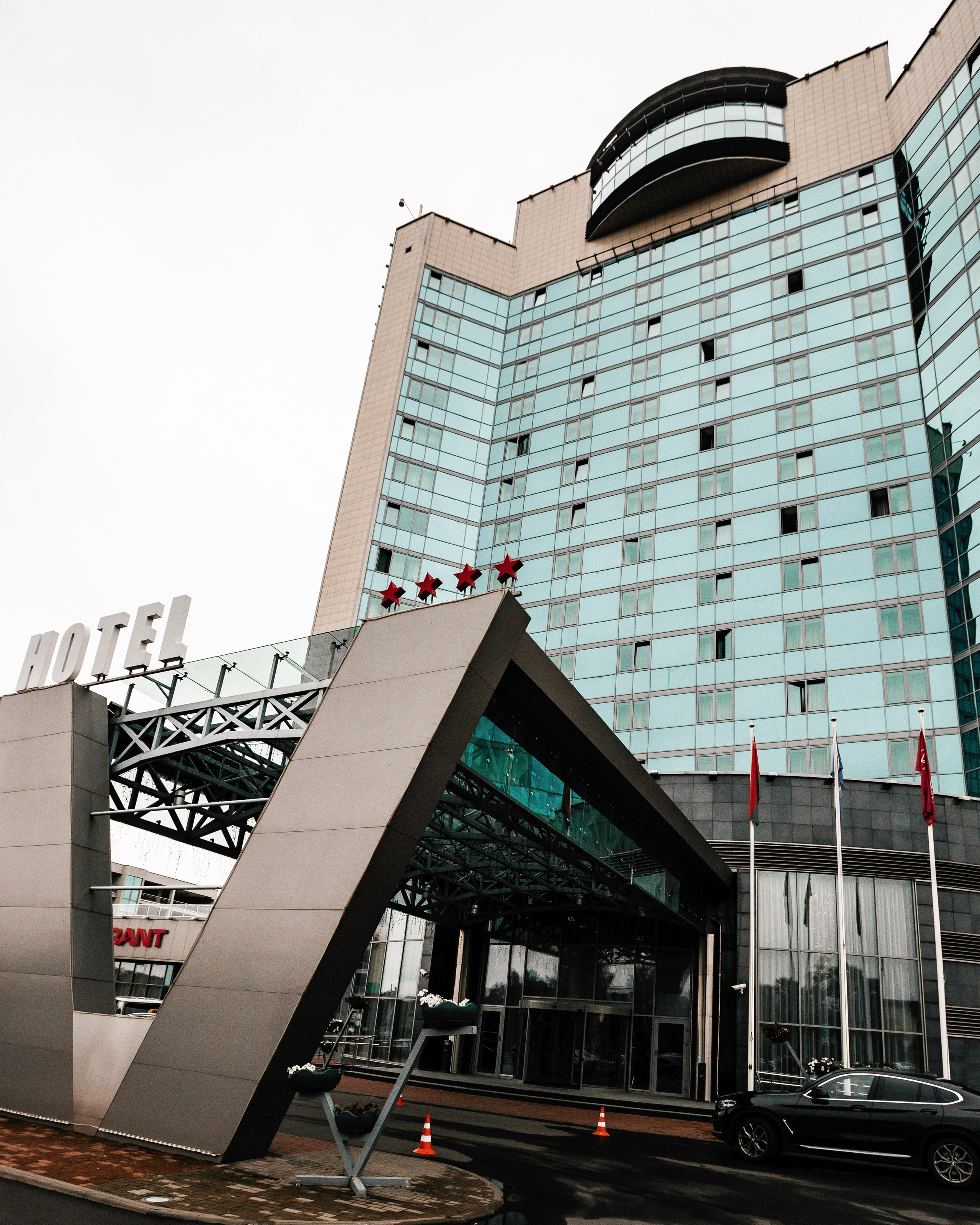 Evgeniy & Mariya. Destination wedding and fashion photographer in Riga Igor Davidovich