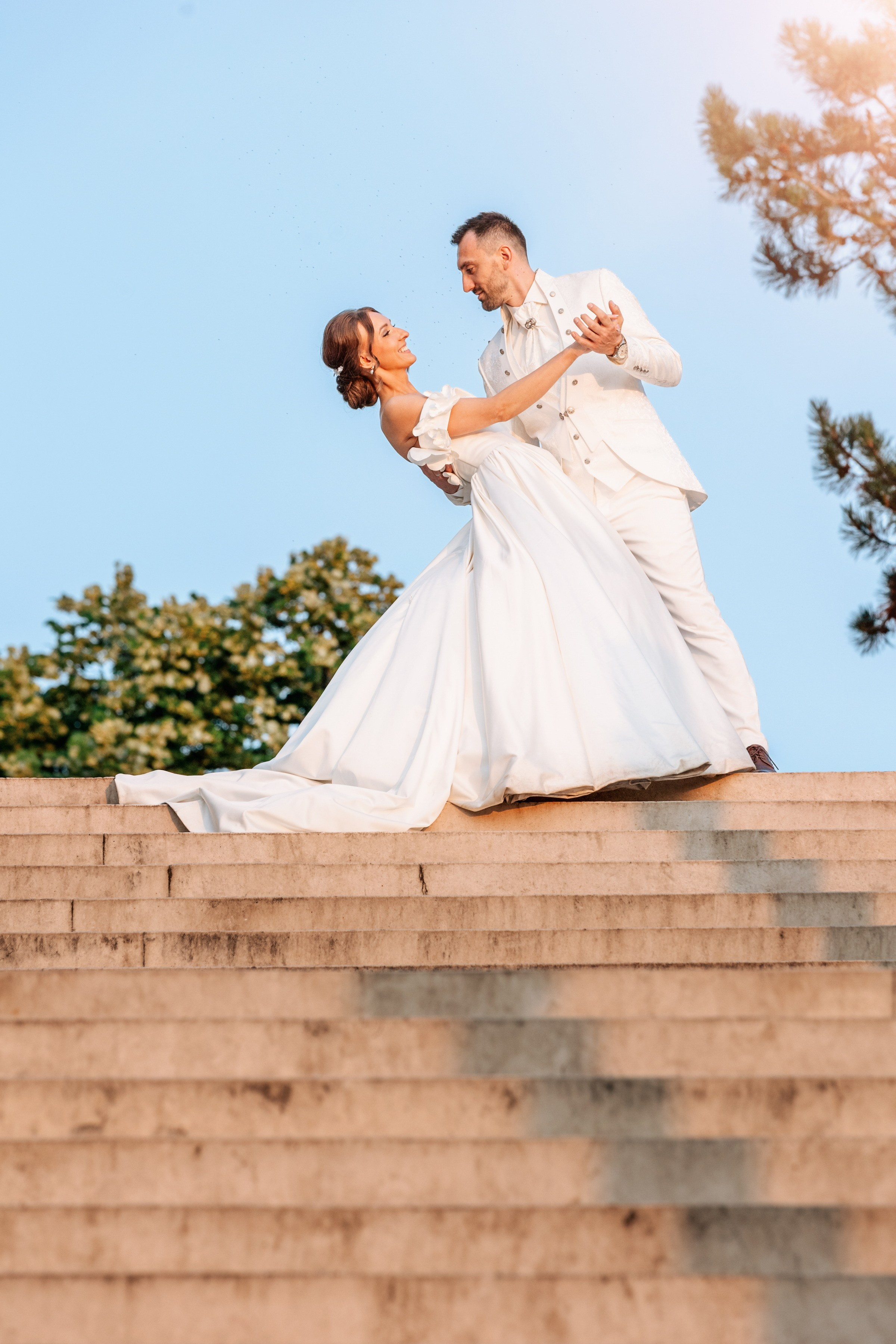 MLADENCI. Fotografi iz Backog Petrovca David i Andrea Stojanovic