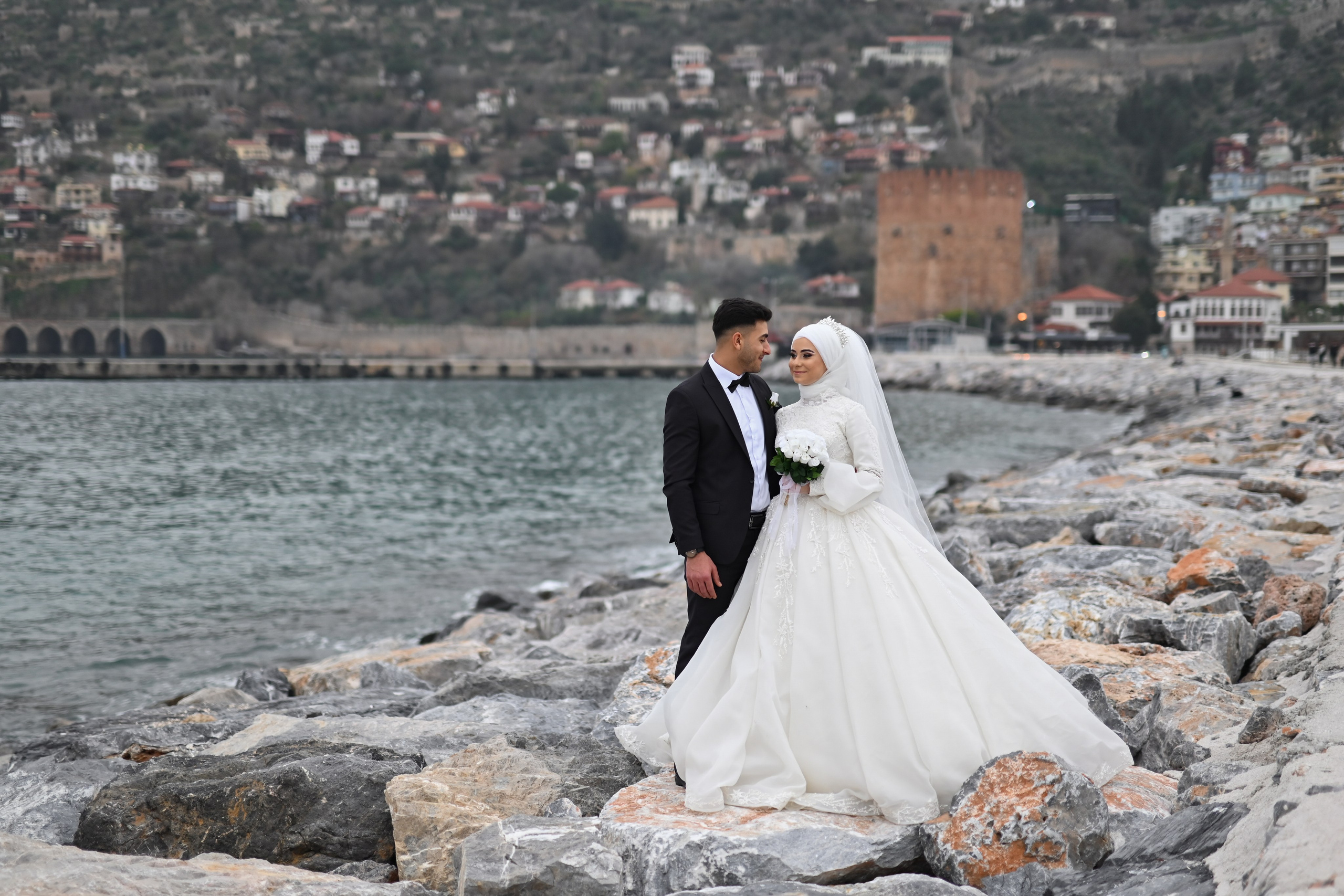 Свадебная съемка в порту и у крепости в Аланье. Photographer in Alanya, Side, Manavgat. Türkiye