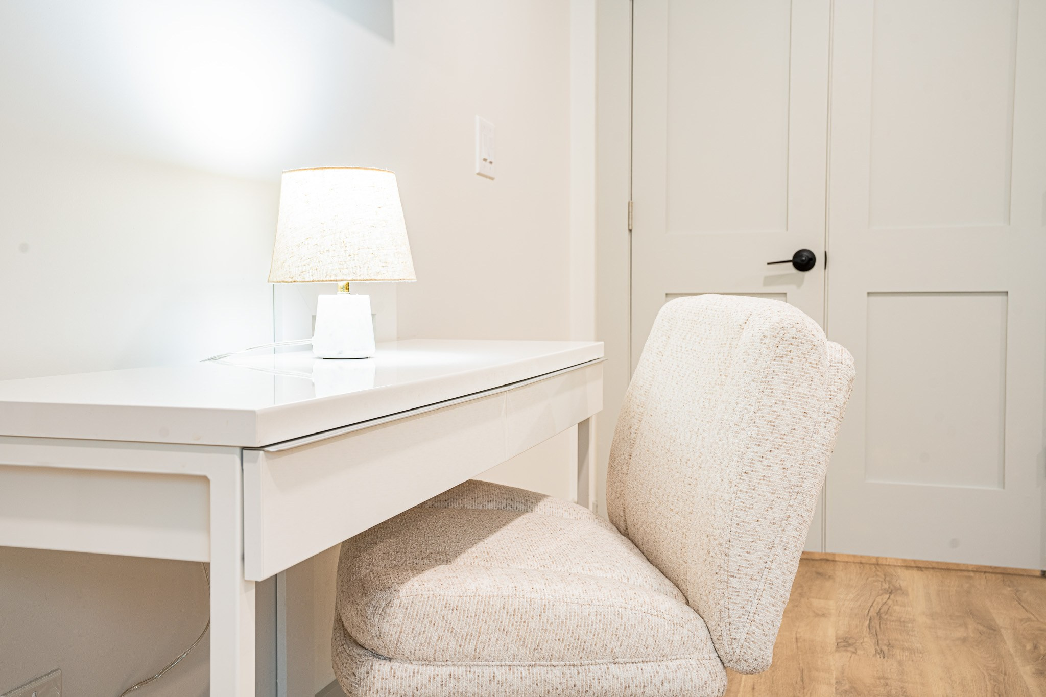 Airbnb: Real Estate 01. Welcome to my video and photo world!