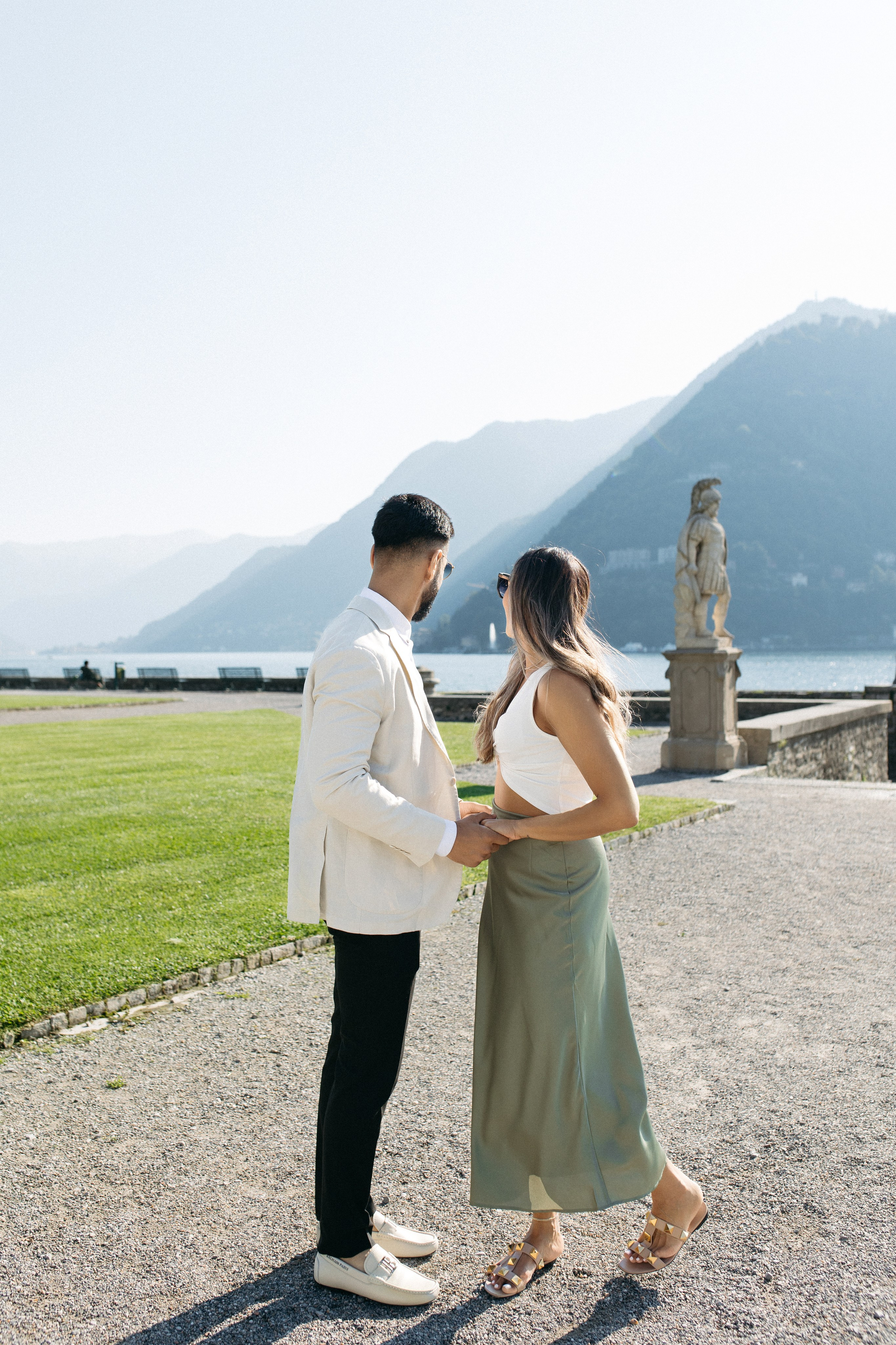 She said yes 💍. Wedding photographer in Italy