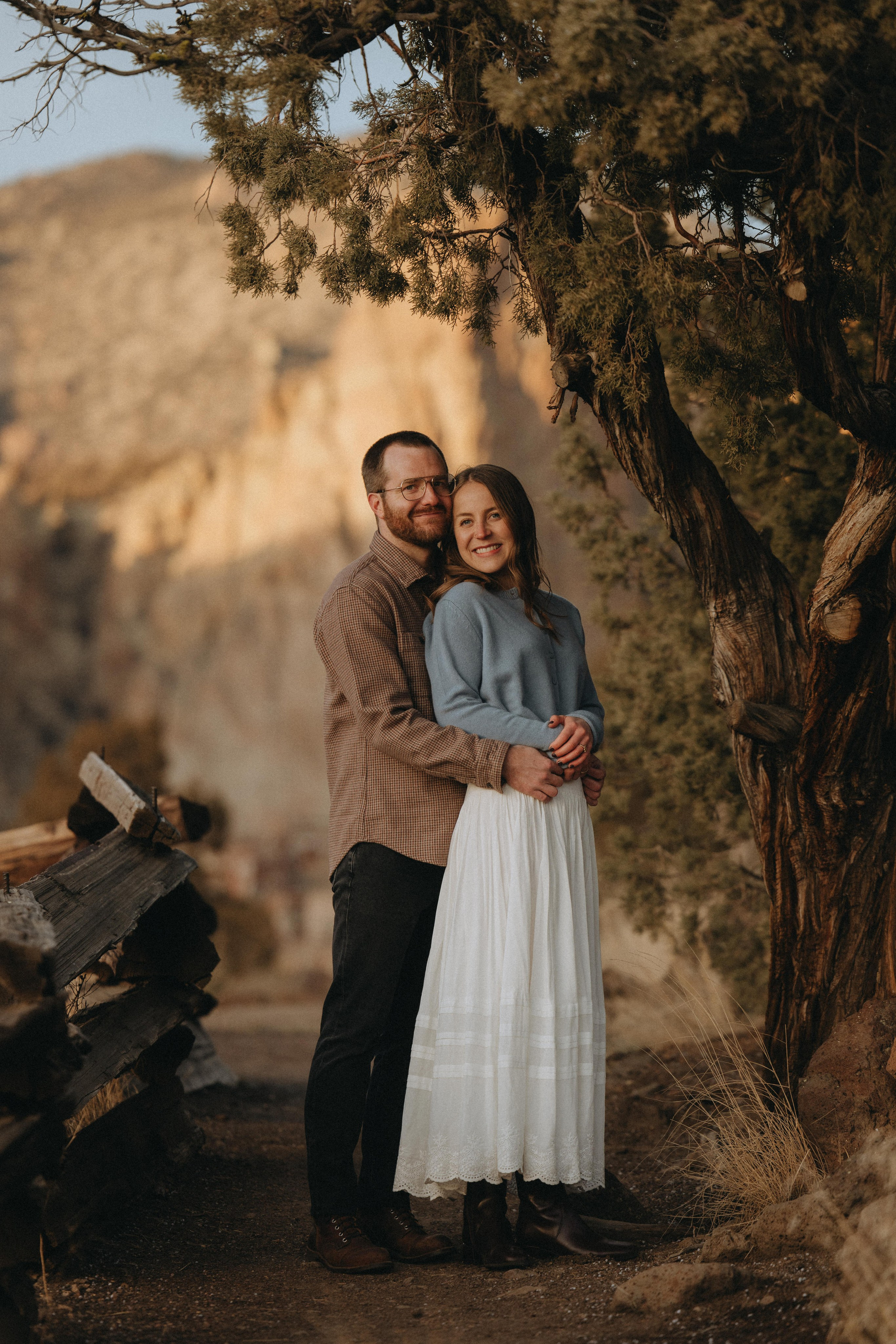 Shelby & Riley Engagement Session | Smith Rock State Park, Oregon. Portland & Seattle Wedding, Elopement & Engagement Photographer | Georgy Shishkin