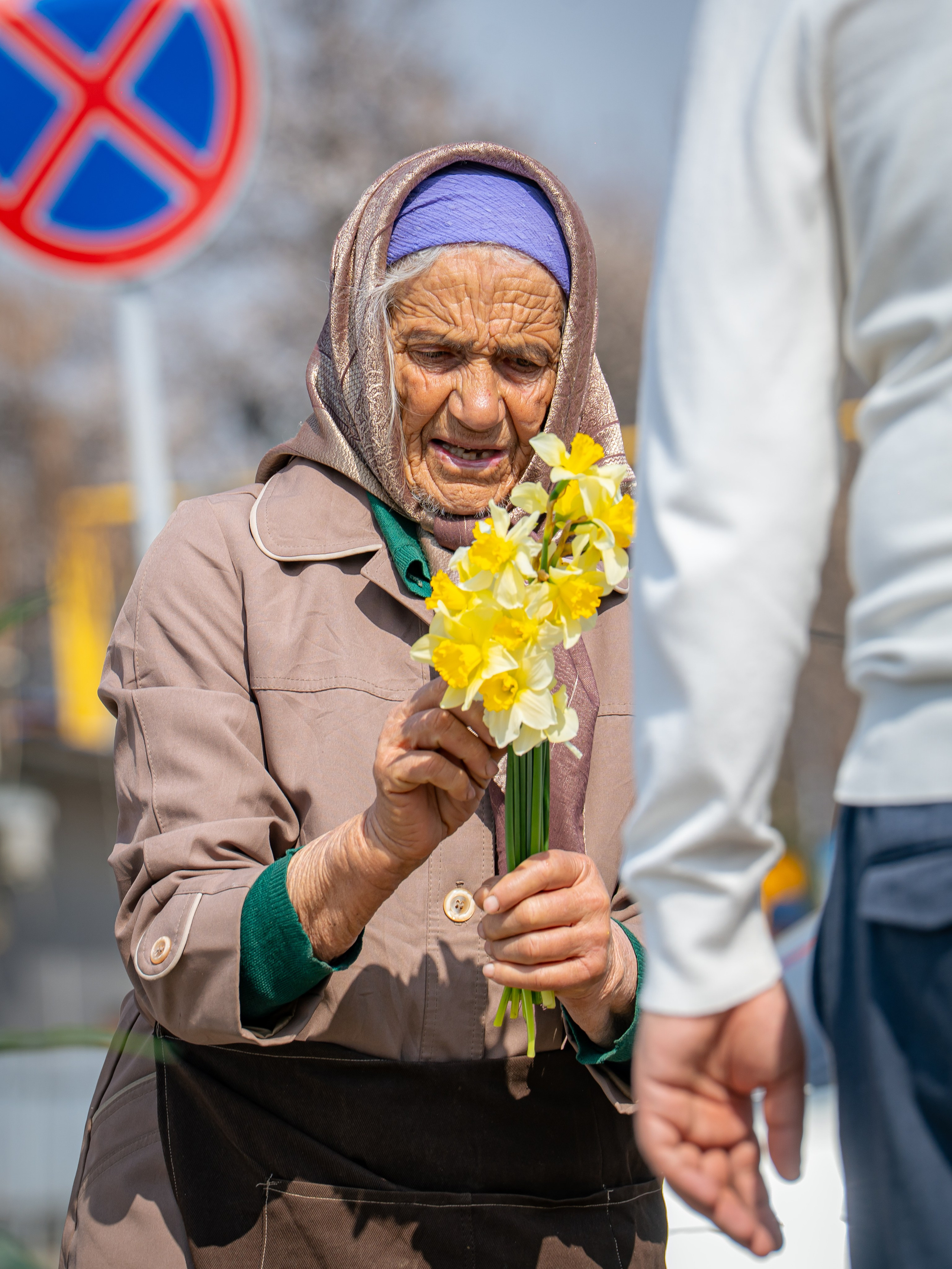 8 марта