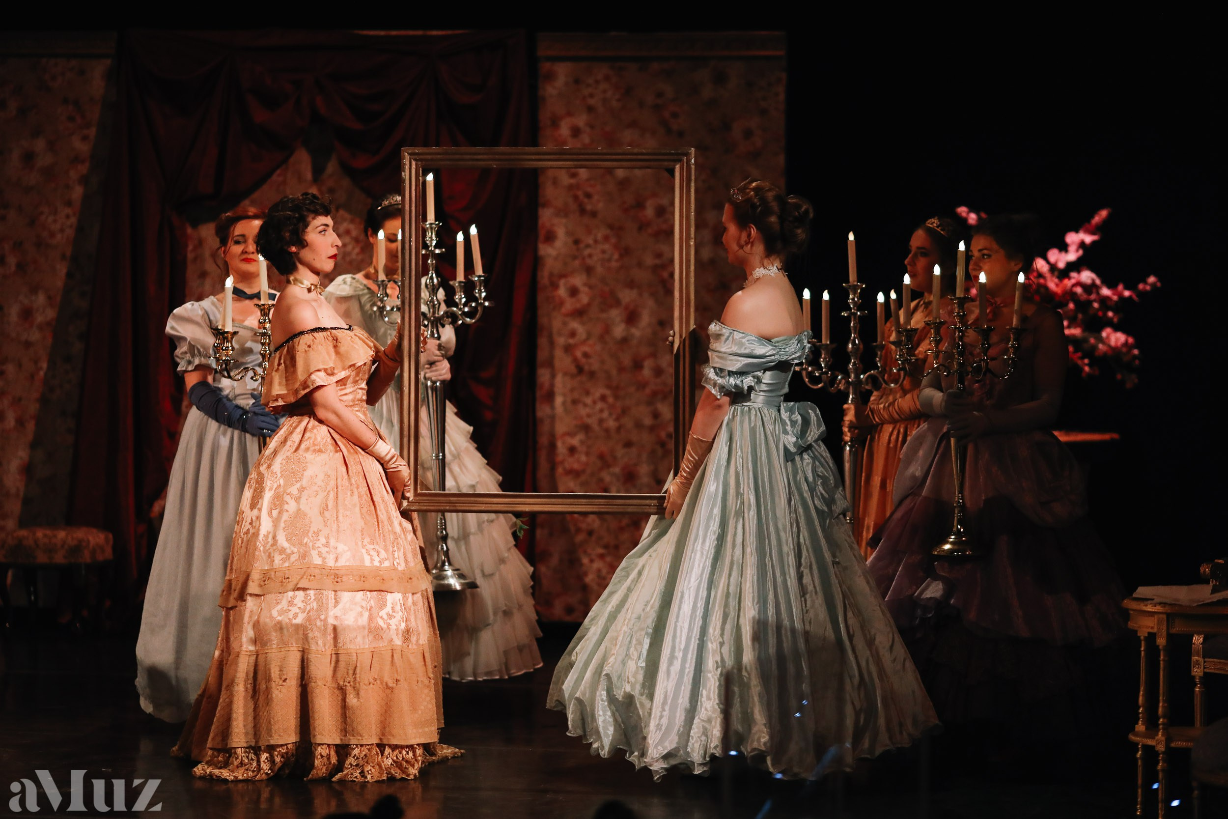 Opera Łąkowa. Fotograf Ślubny Warszawa - Sesje Biznesowe Rodzinne Eventy