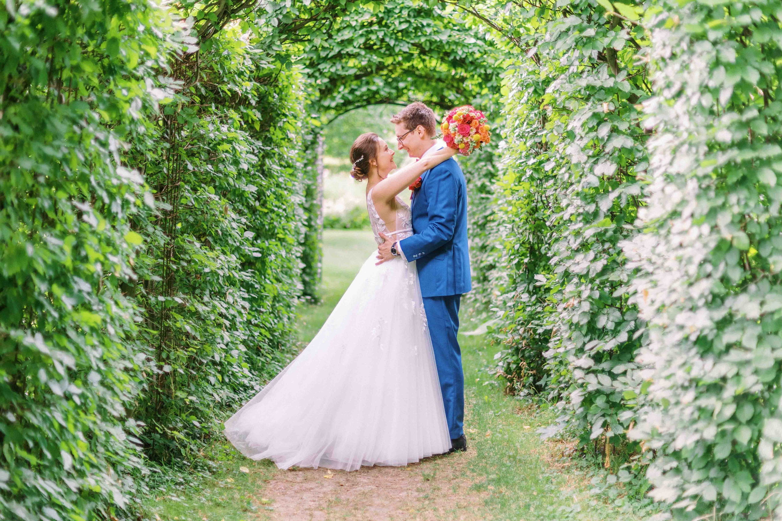 brautpaar bei hochzeit im schloss von hammerstein