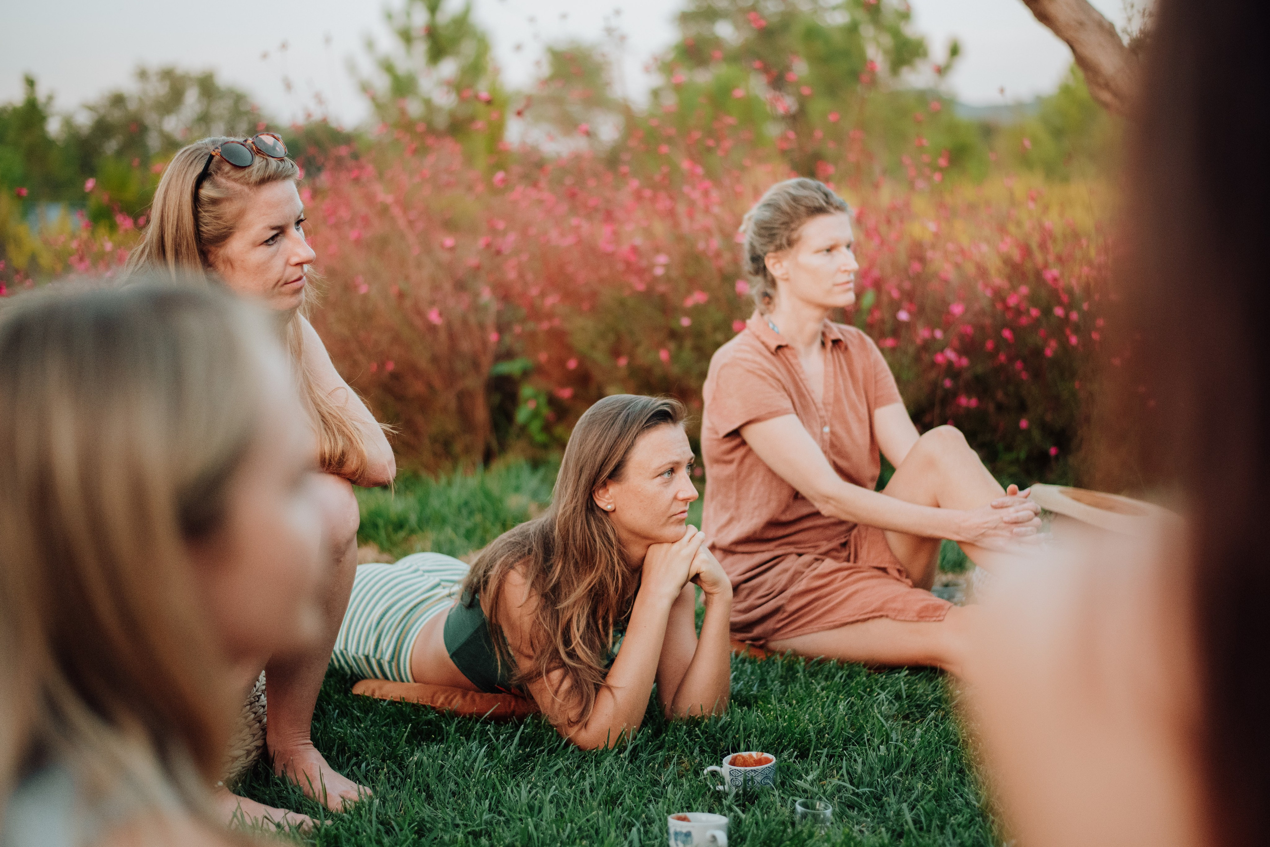 YOGA RETREAT PORTUGAL. Lifestyle, wedding and family photographer