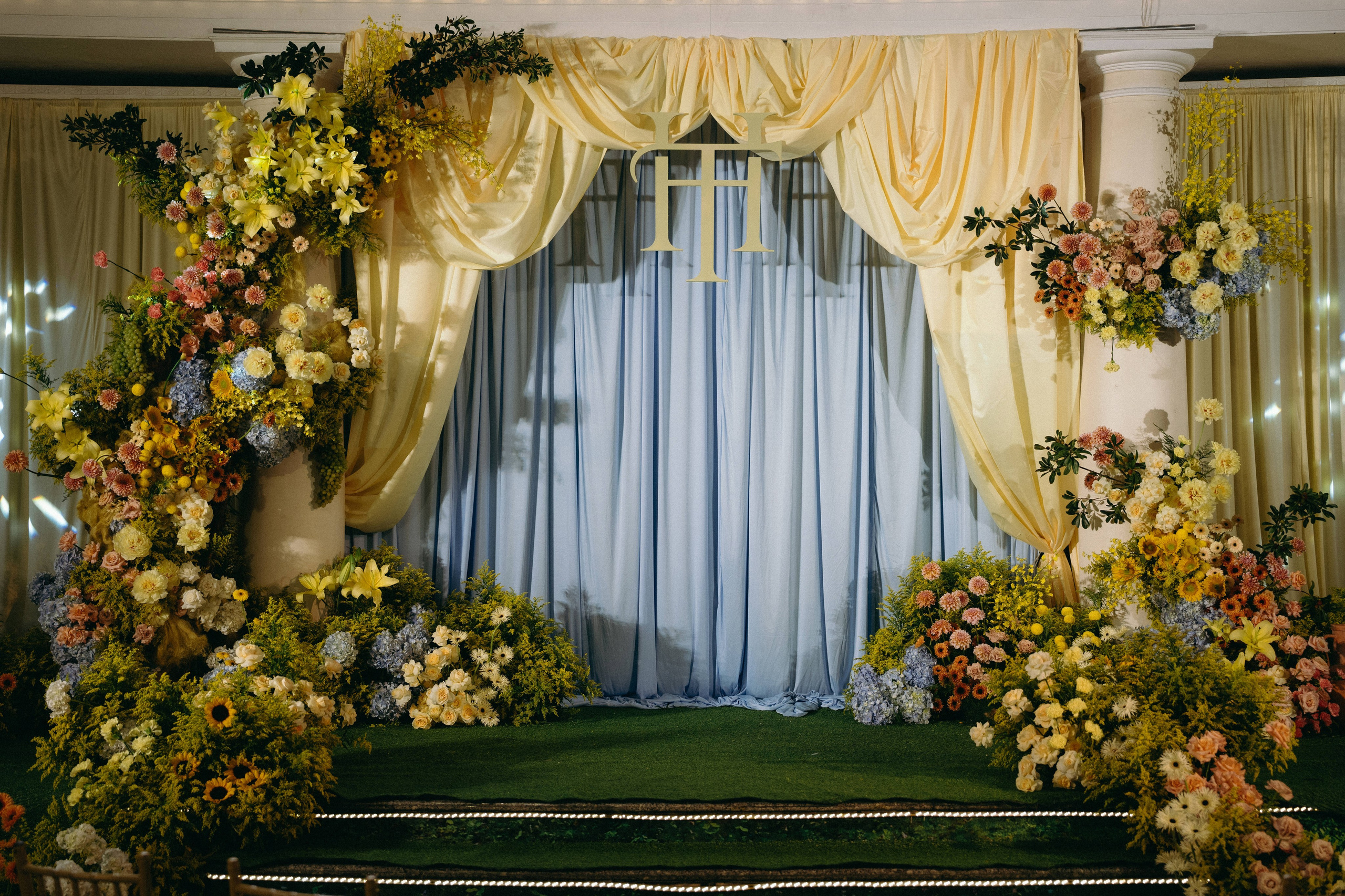 Hoang + Thuy | Photojournalism. BenColor Studio